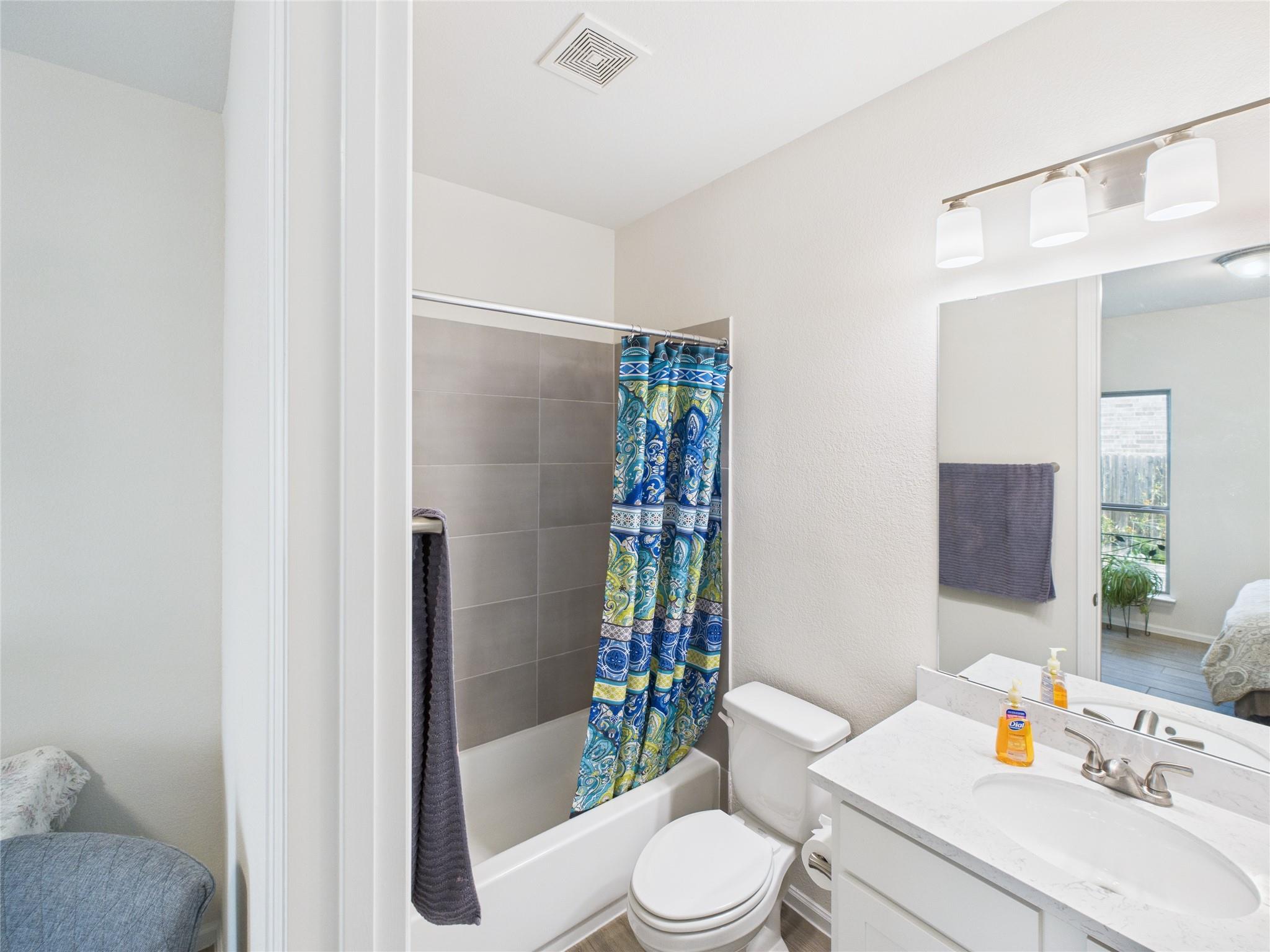 906 Blue Oak Blvd, San Marcos, TX 78666