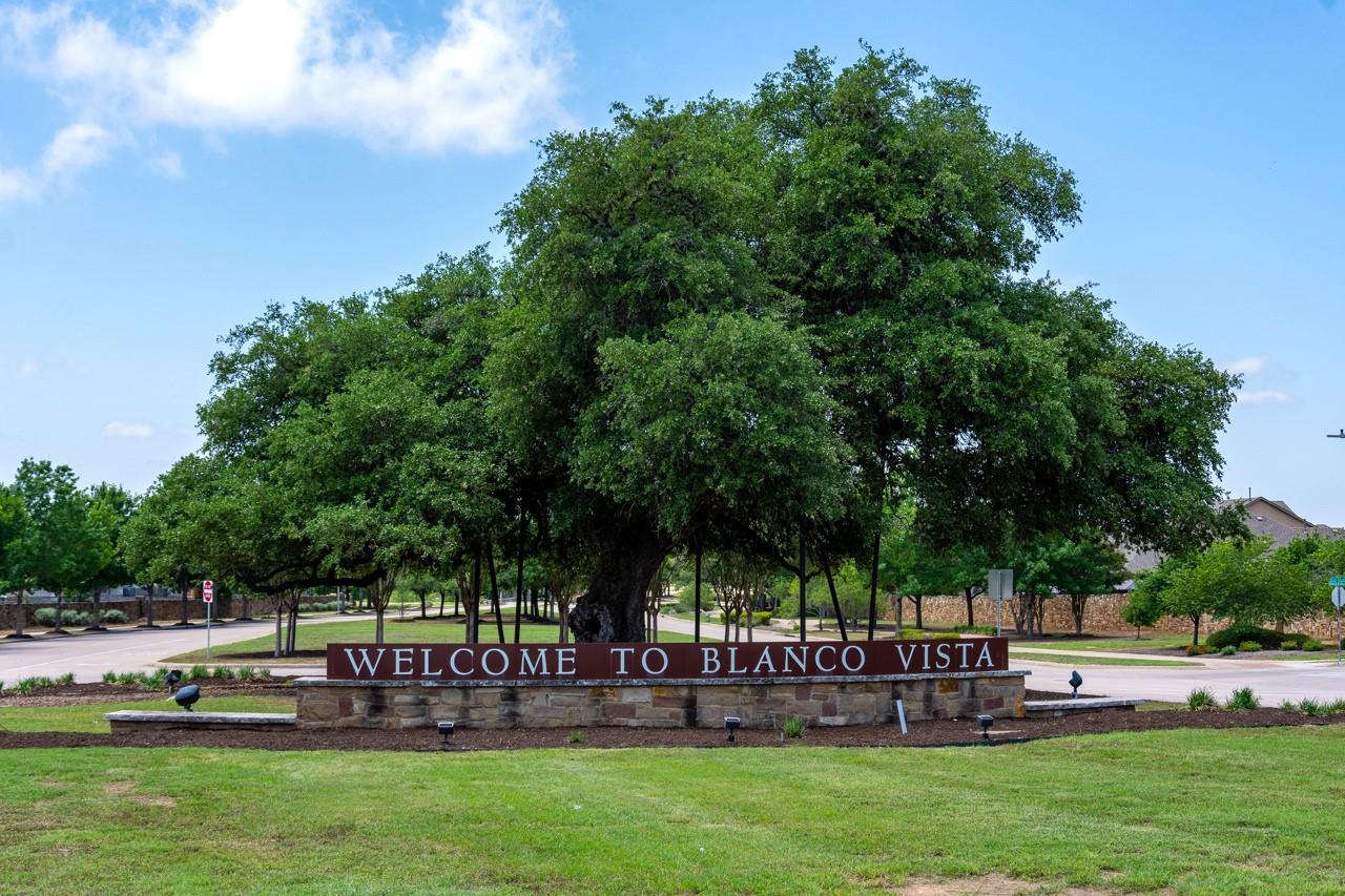 906 Blue Oak Blvd, San Marcos, TX 78666