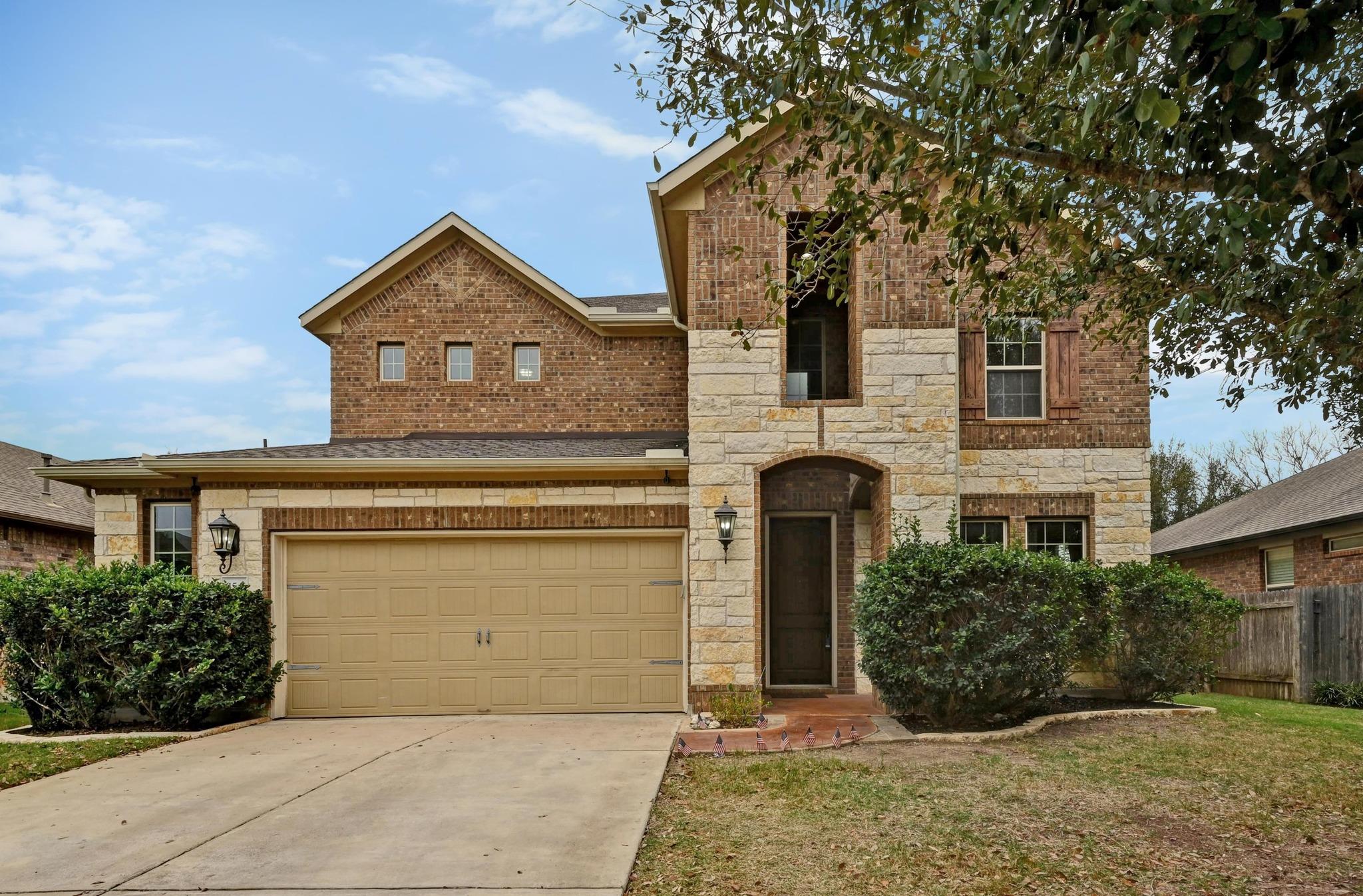154 Pettigrew Path, Buda, TX 78610