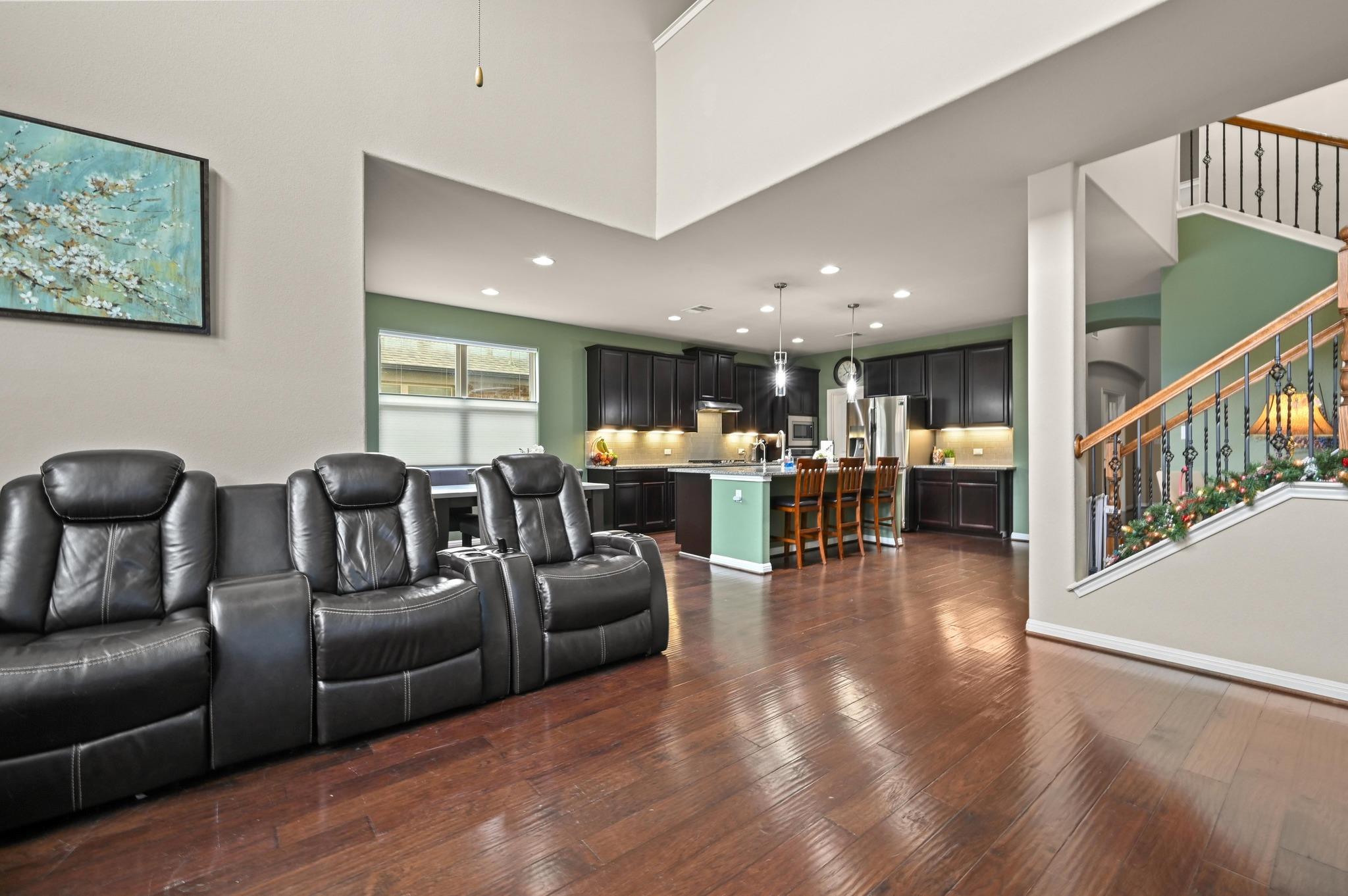 154 Pettigrew Path, Buda, TX 78610