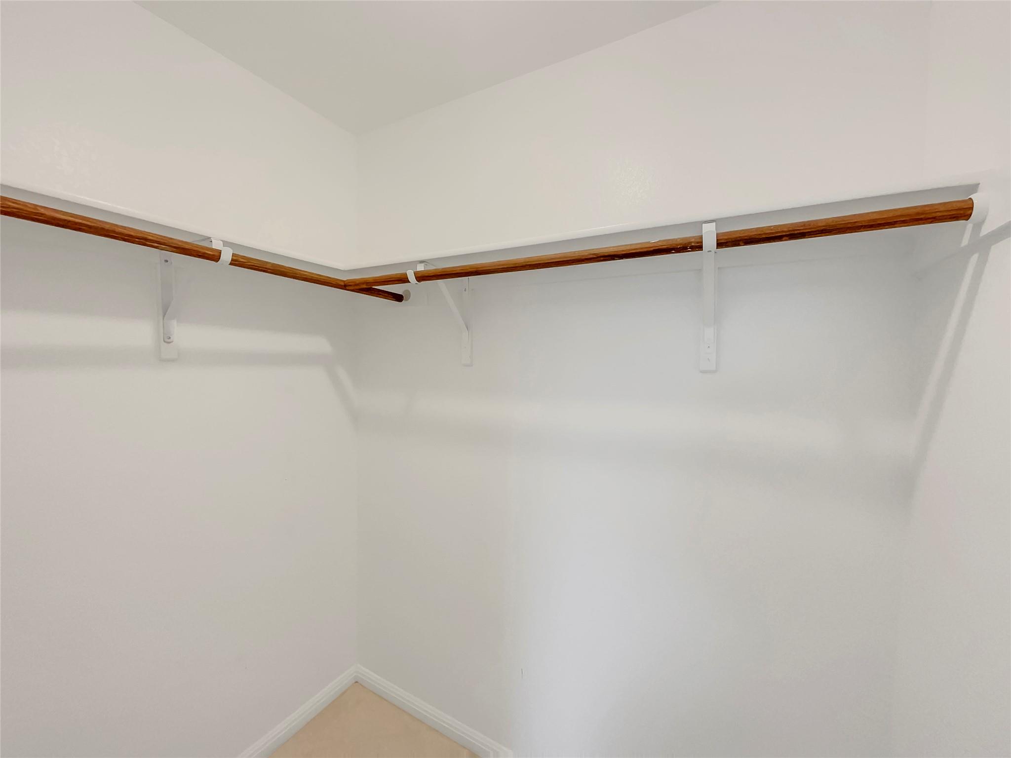 717 Twisted Oaks Ln, Buda, TX 78610