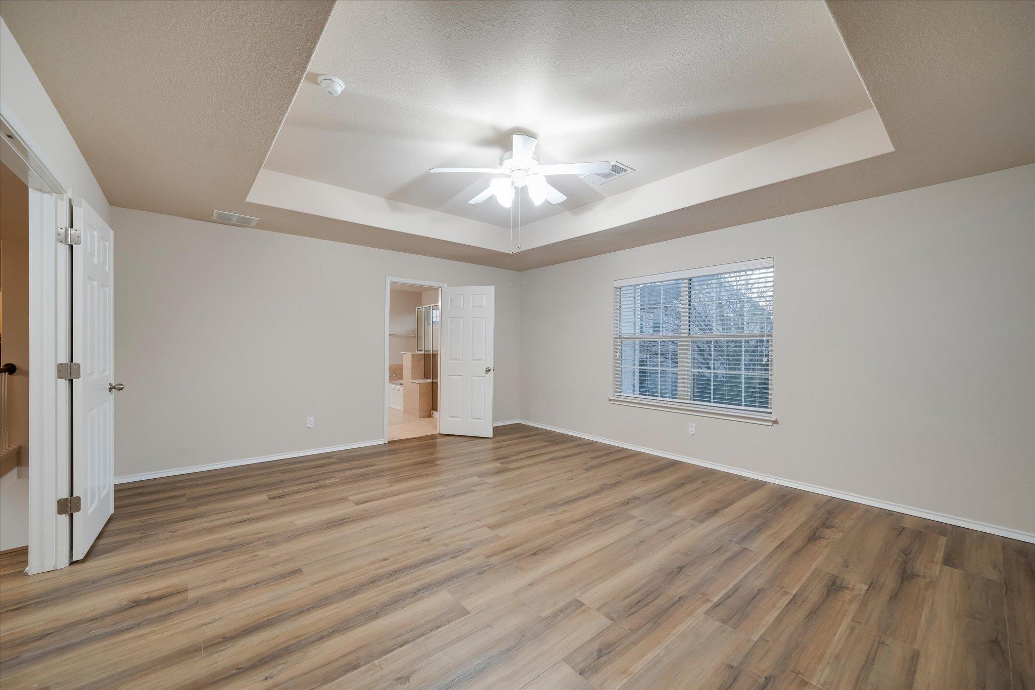 185 Hometown Pkwy, Kyle, TX 78640