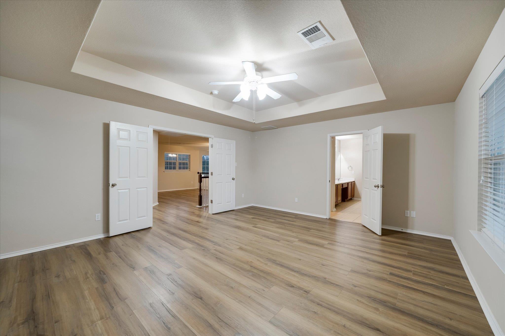 185 Hometown Pkwy, Kyle, TX 78640