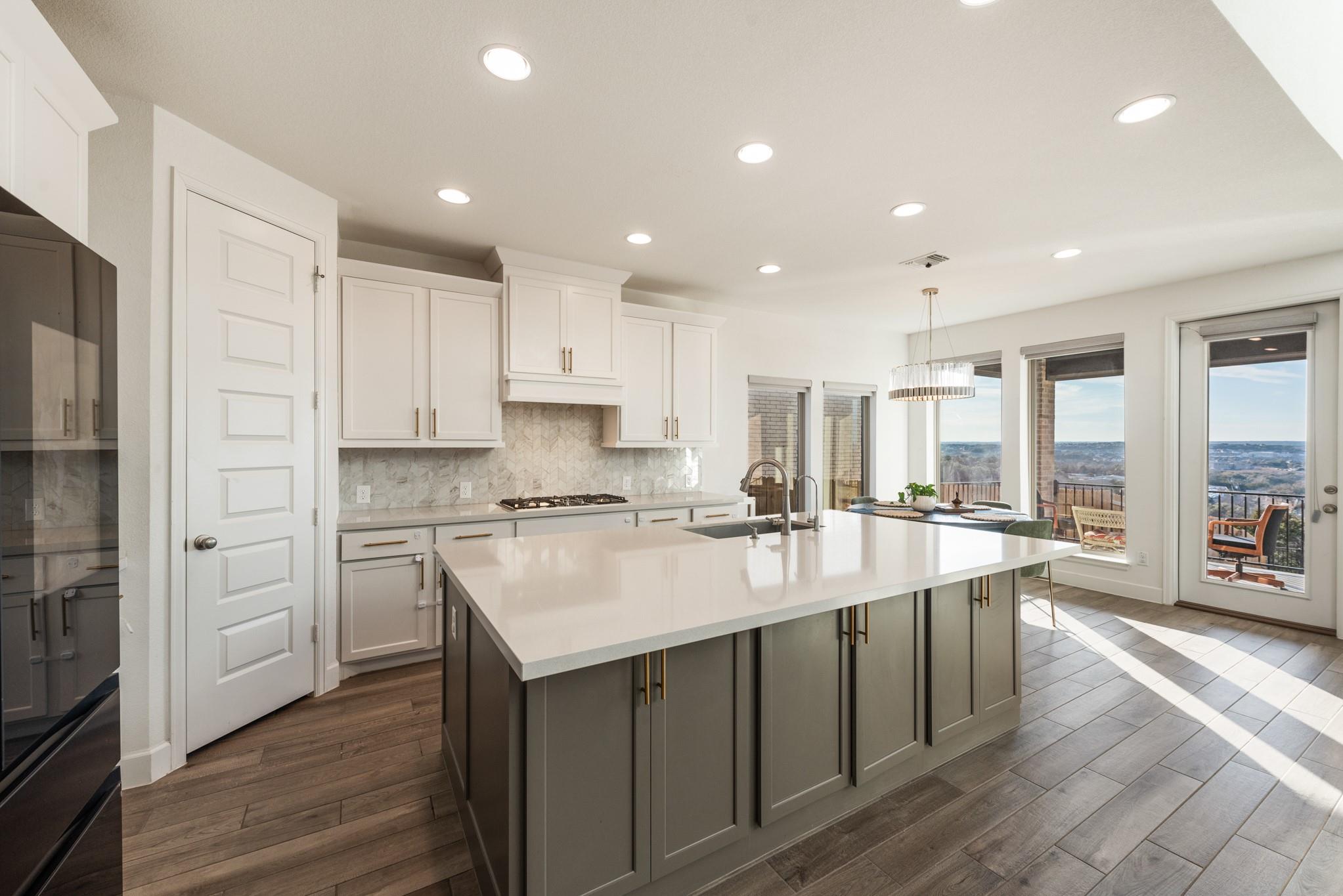 1345 Golden Celebration Bnd, Leander, TX 78641