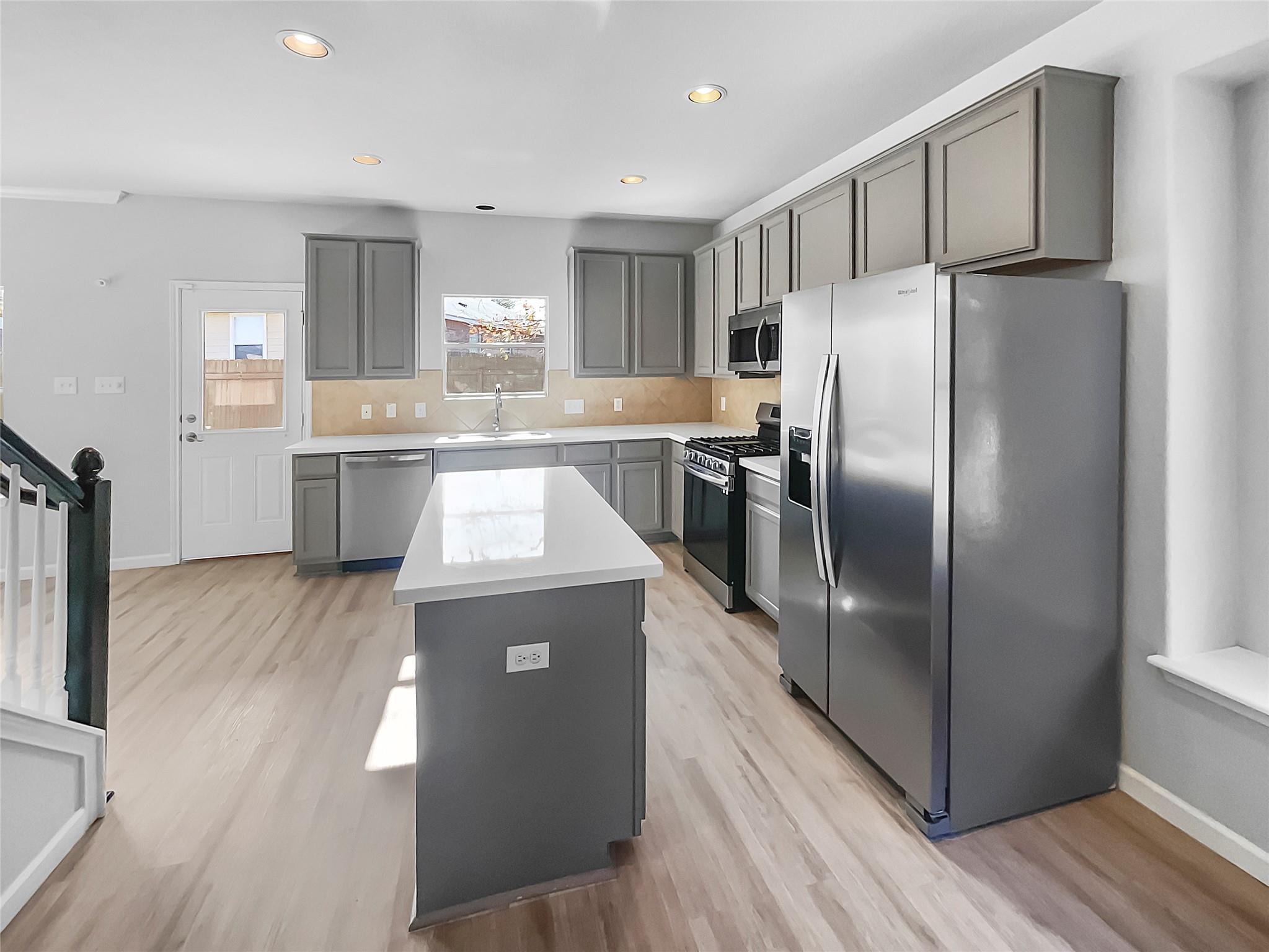 508 Friendship Cv, Leander, TX 78641