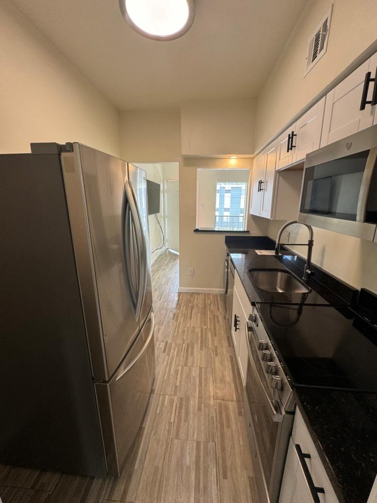 3000 Guadalupe St # 214, Austin, TX 78705