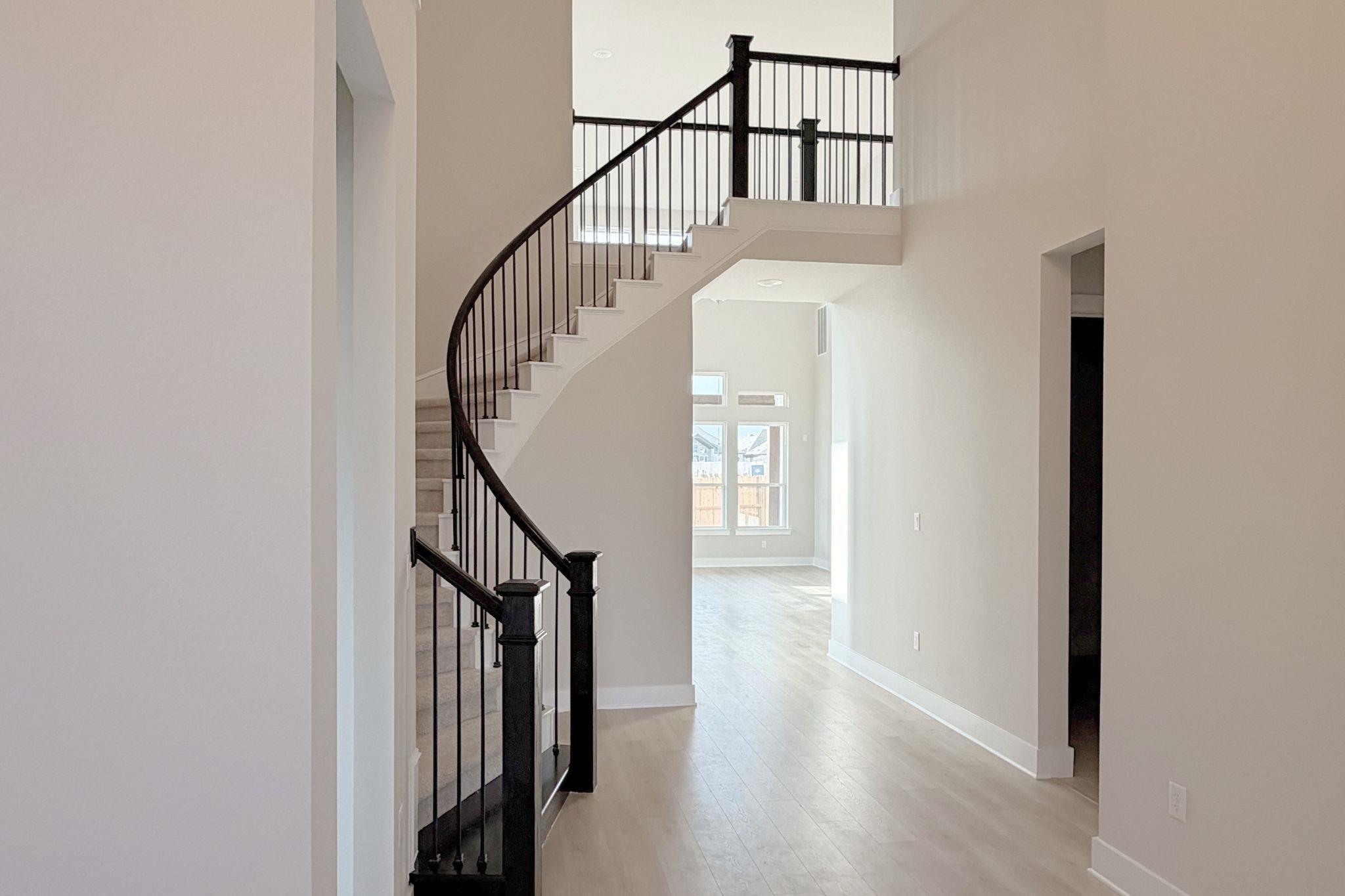 17309 Silverman Dr, Pflugerville, TX 78660