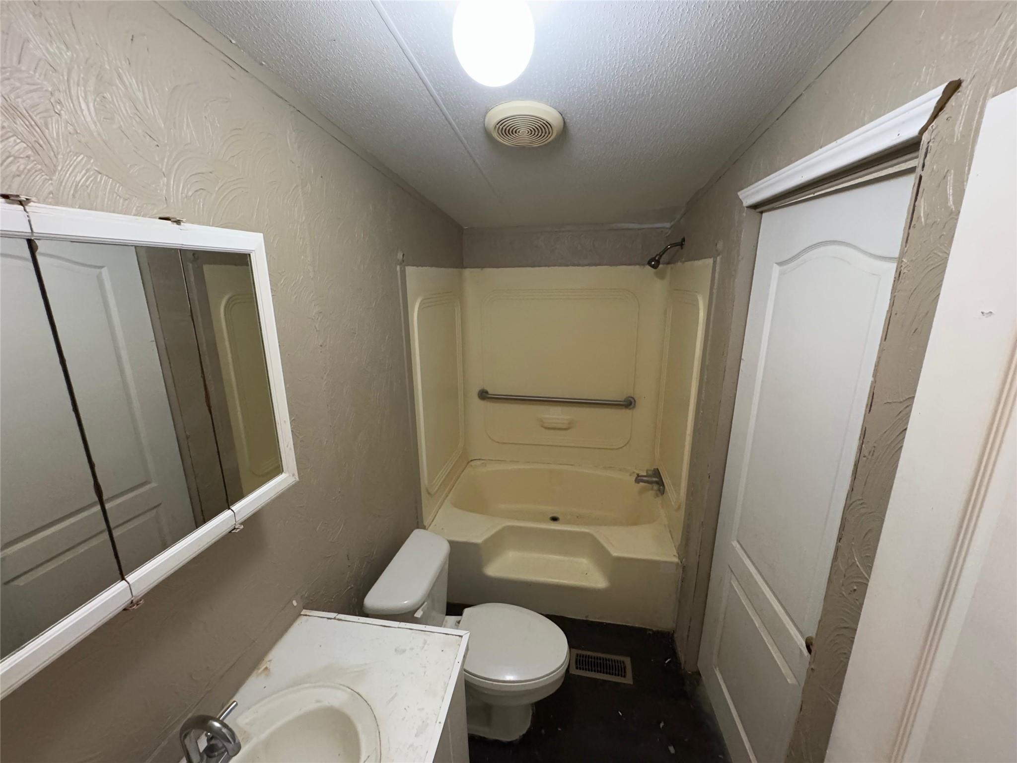 8315 Burleson Manor Rd # B, Manor, TX 78653