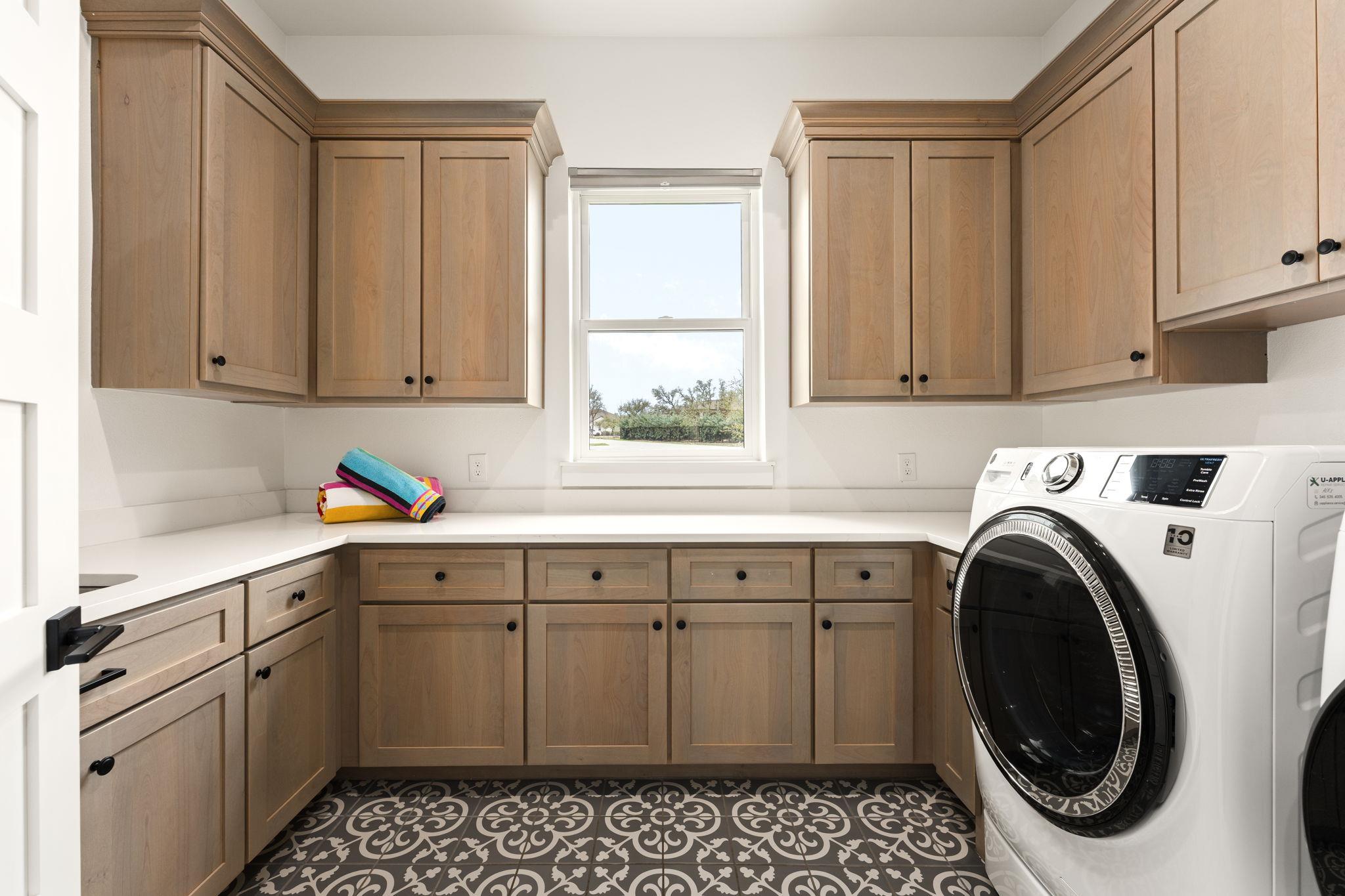 101 Stockman Dr, Dripping Springs, TX 78620