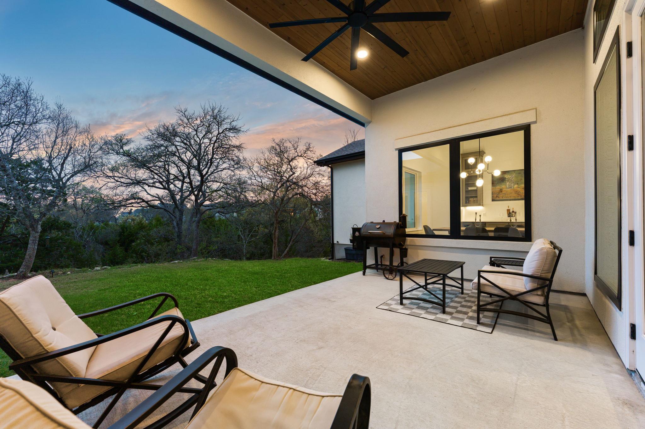 101 Stockman Dr, Dripping Springs, TX 78620