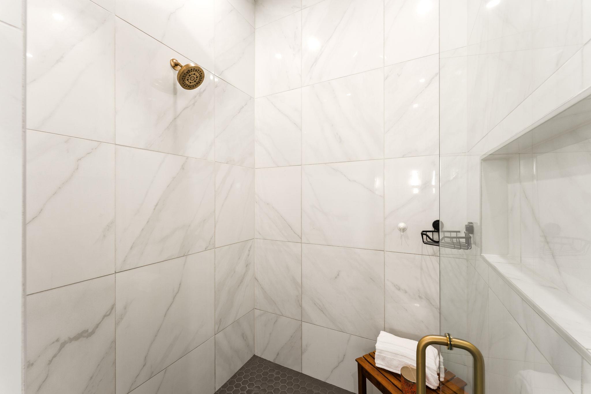 101 Stockman Dr, Dripping Springs, TX 78620