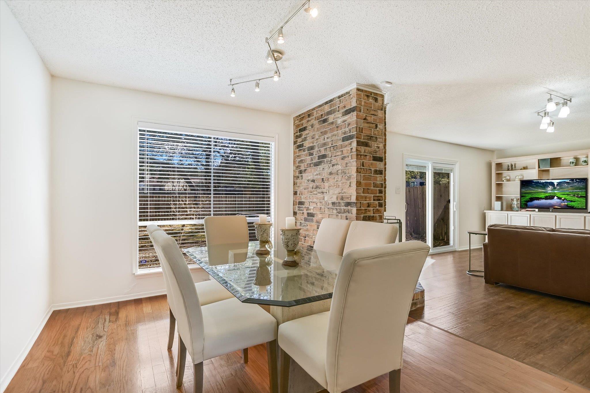 8403 Ardash Ln, Austin, TX 78759