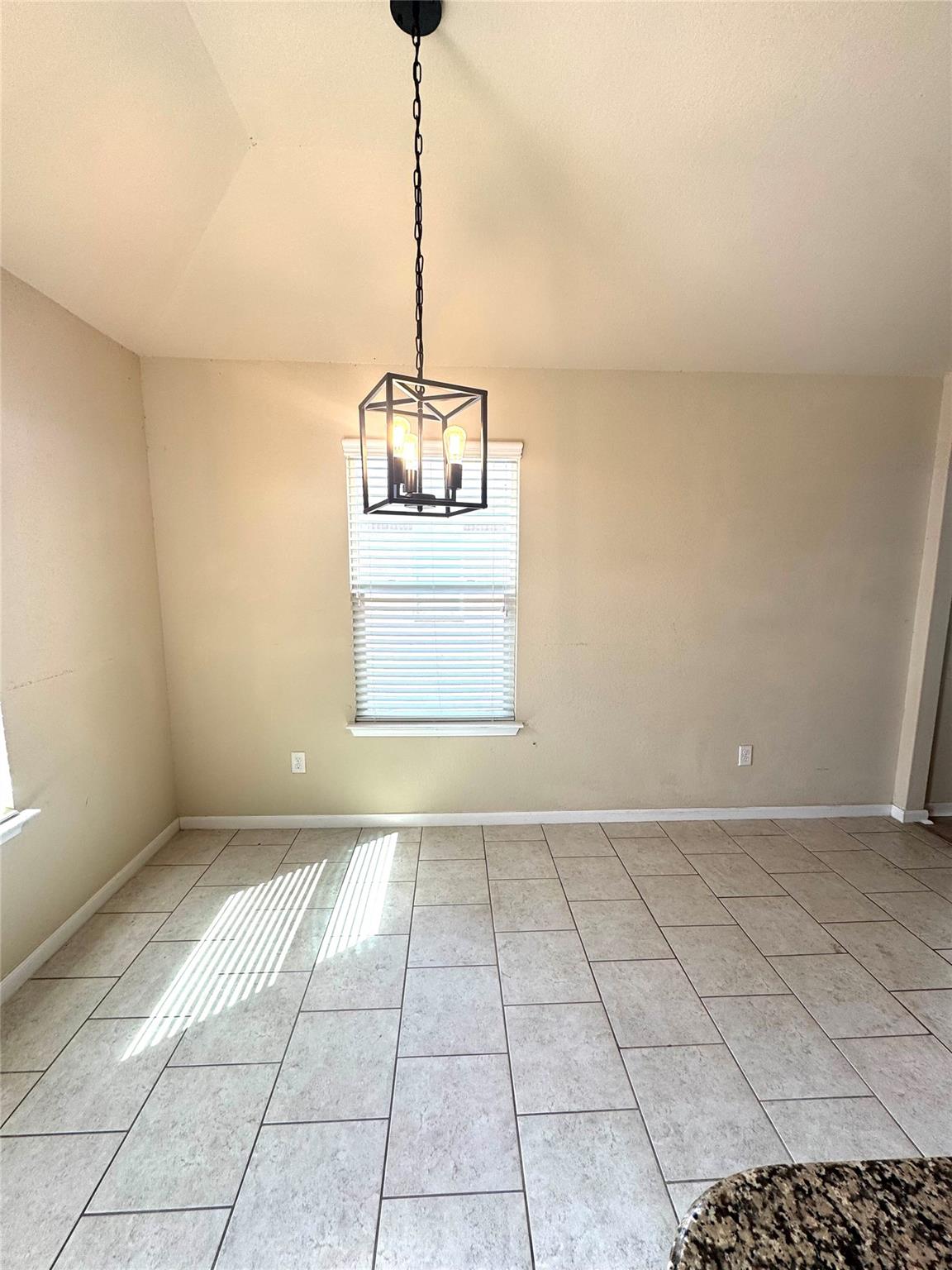 1610 Windridge Dr, Lockhart, TX 78644