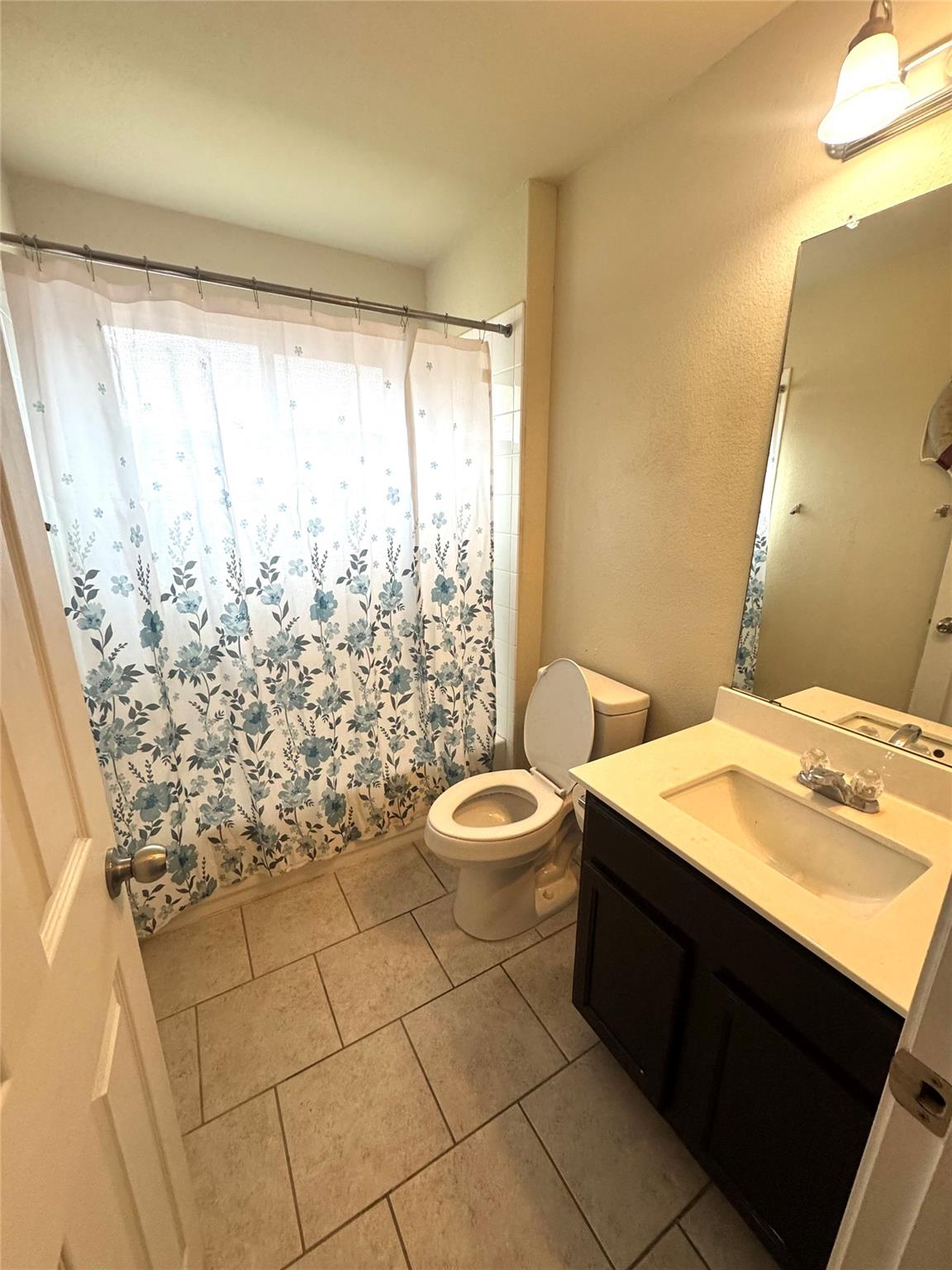 1610 Windridge Dr, Lockhart, TX 78644