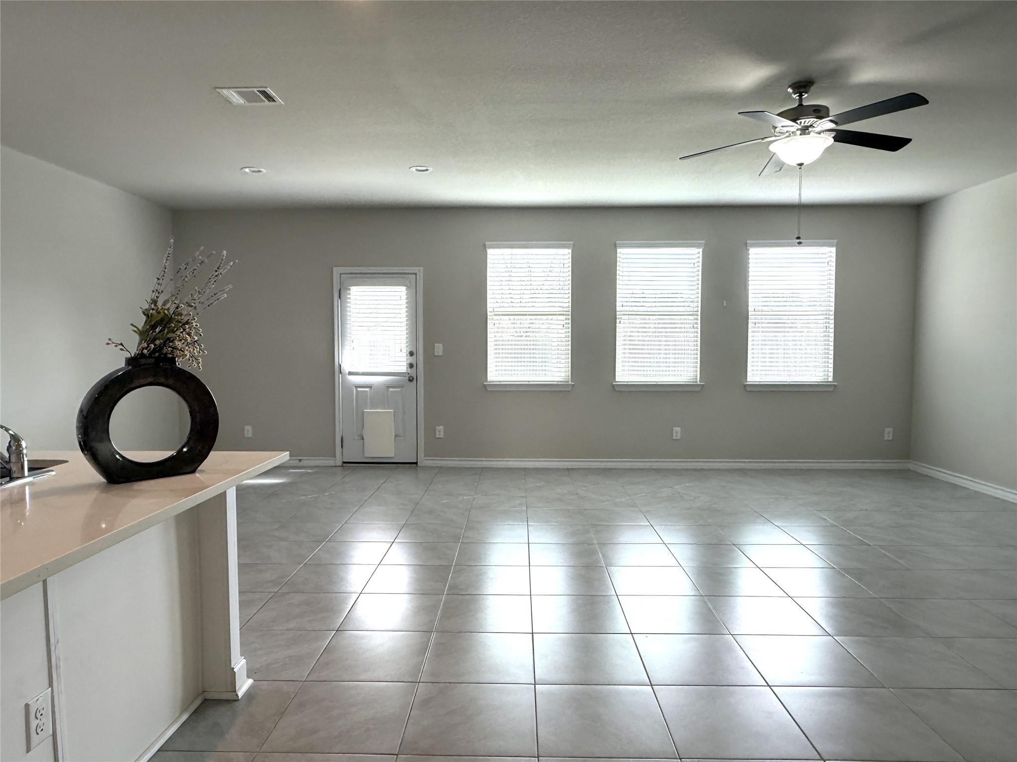 5989 Malta Cir, Round Rock, TX 78665