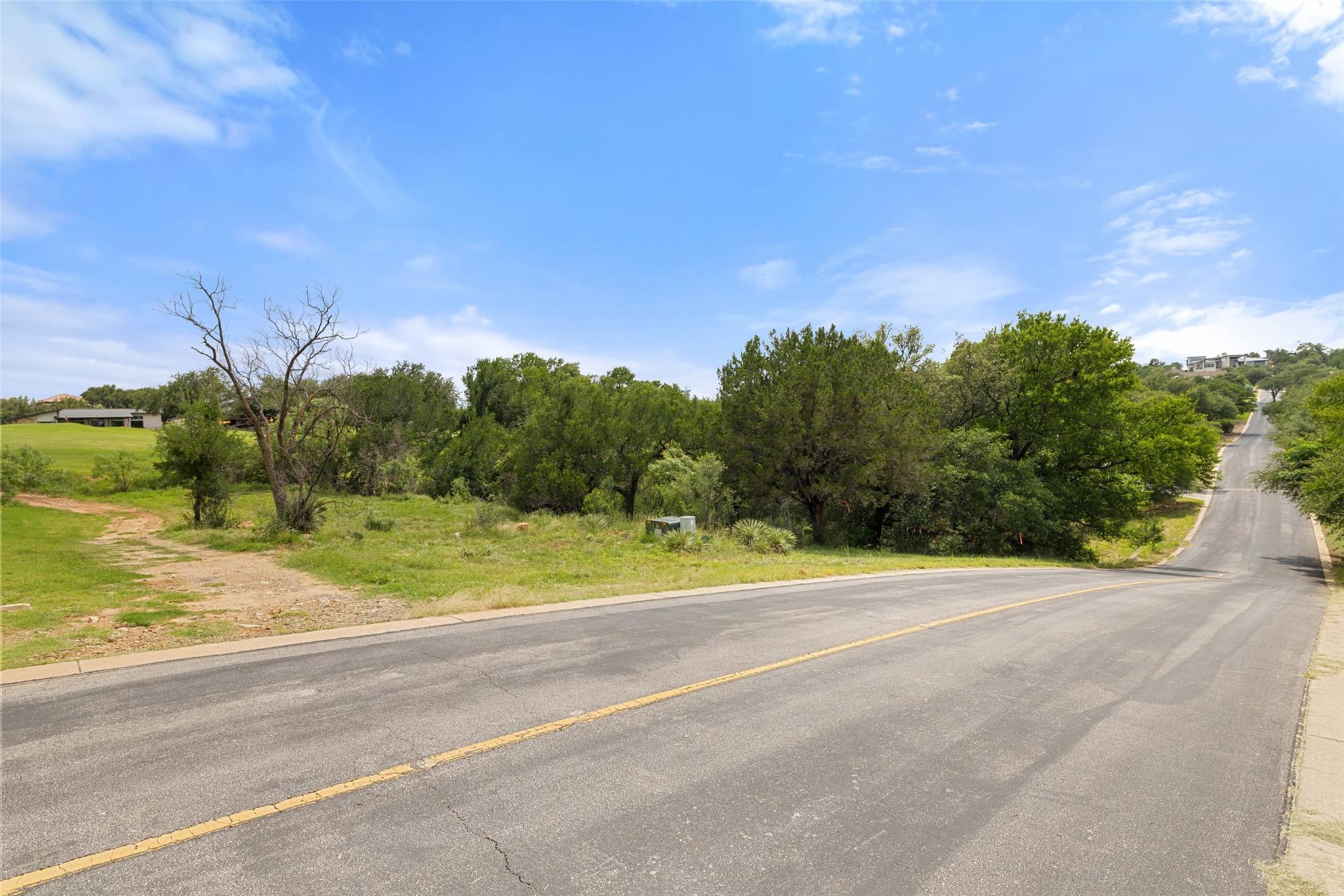 W27003 Mountain Leather, Horseshoe Bay, TX 78657