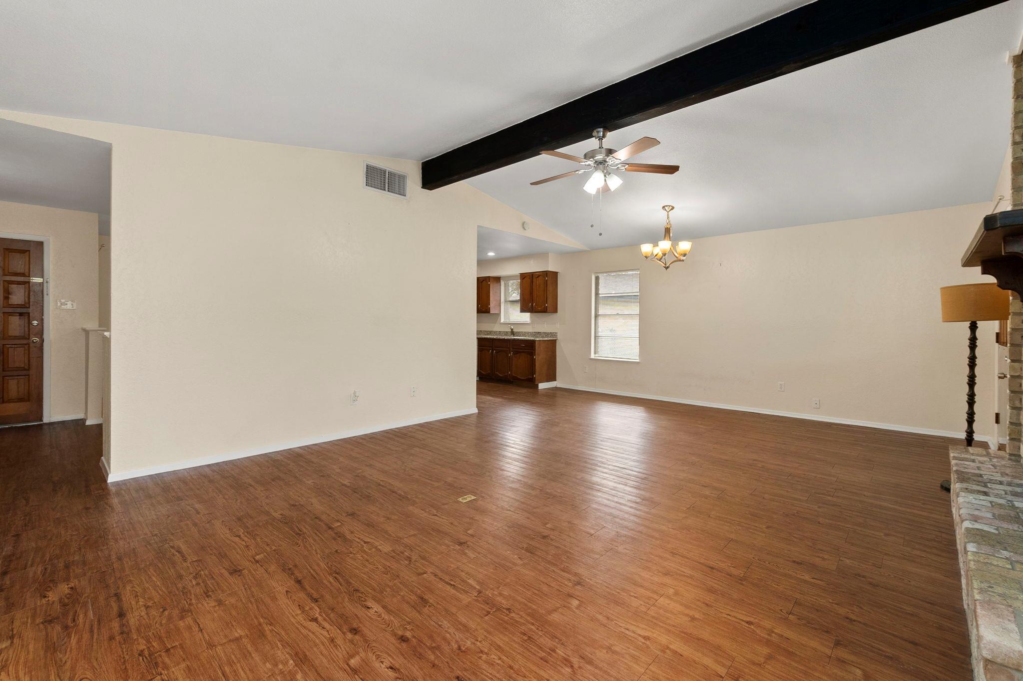 1329 Poppy Ln, New Braunfels, TX 78130