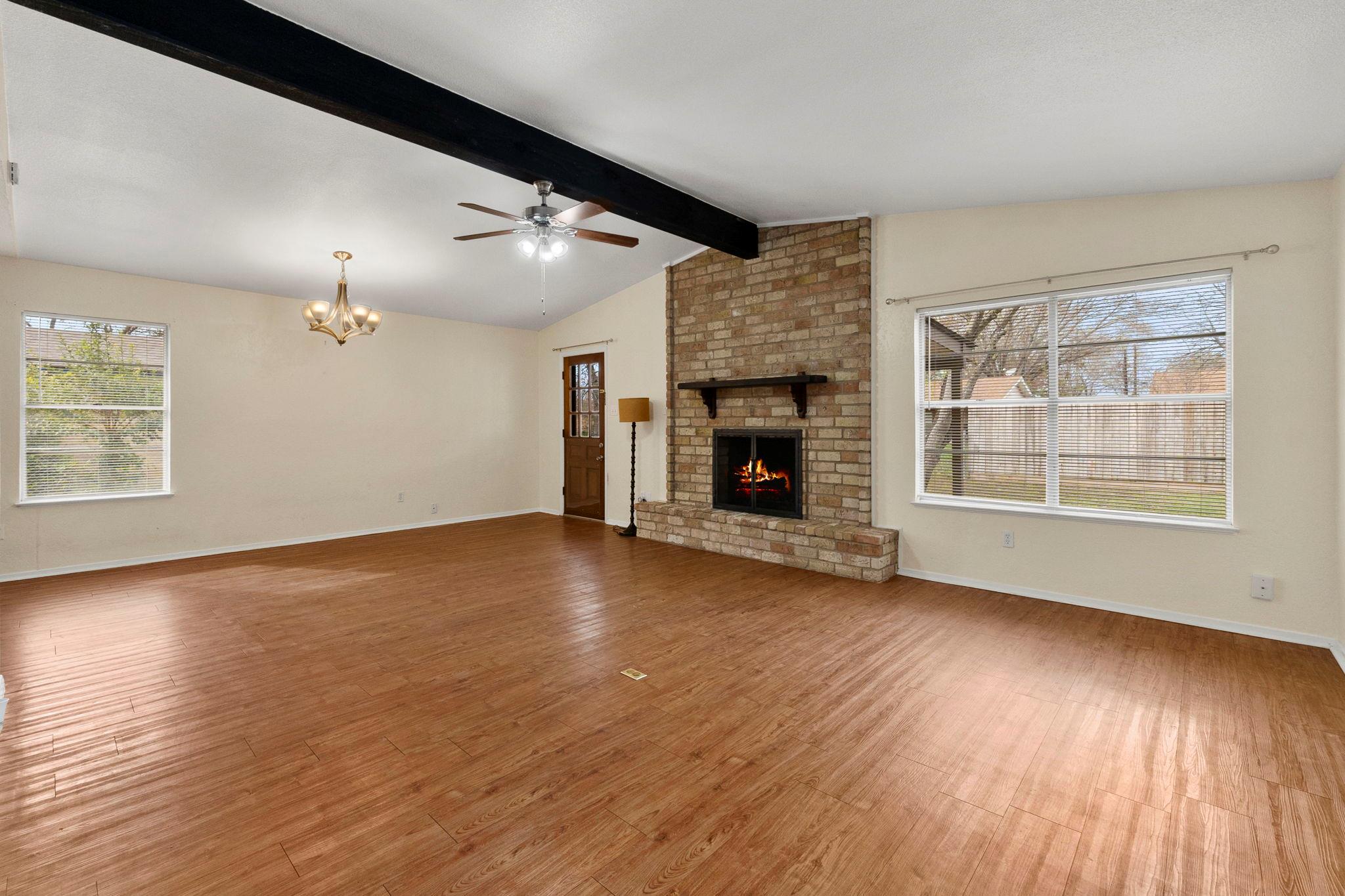 1329 Poppy Ln, New Braunfels, TX 78130