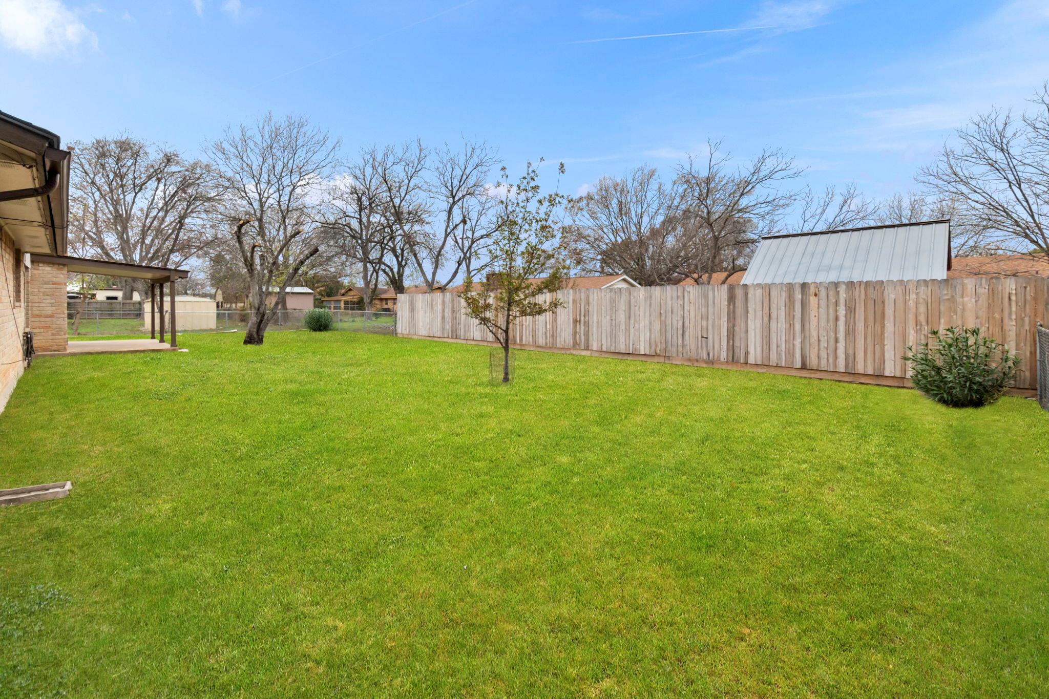 1329 Poppy Ln, New Braunfels, TX 78130