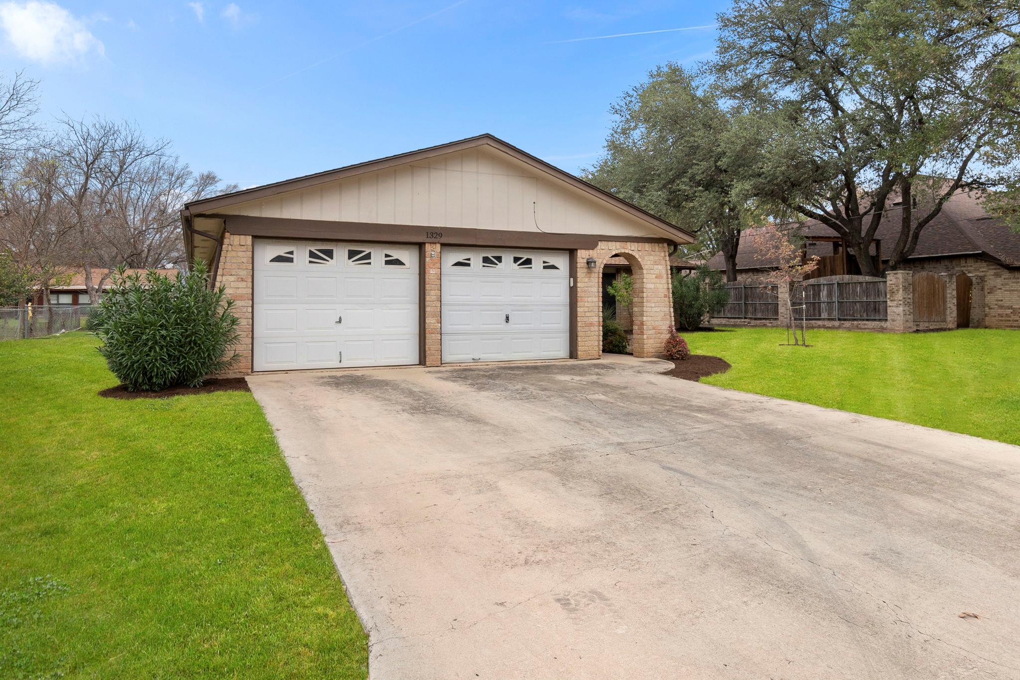 1329 Poppy Ln, New Braunfels, TX 78130