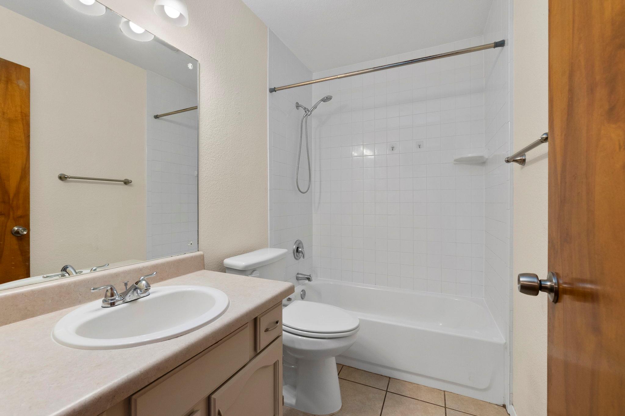 1329 Poppy Ln, New Braunfels, TX 78130