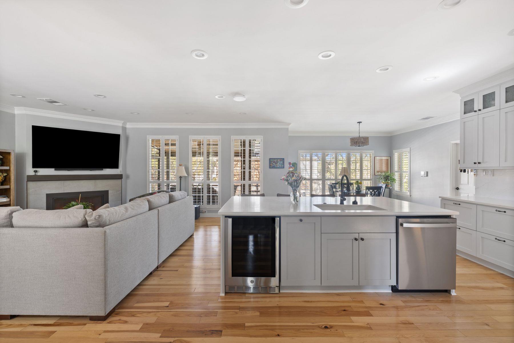 6026 Tributary Ridge Dr, Austin, TX 78759