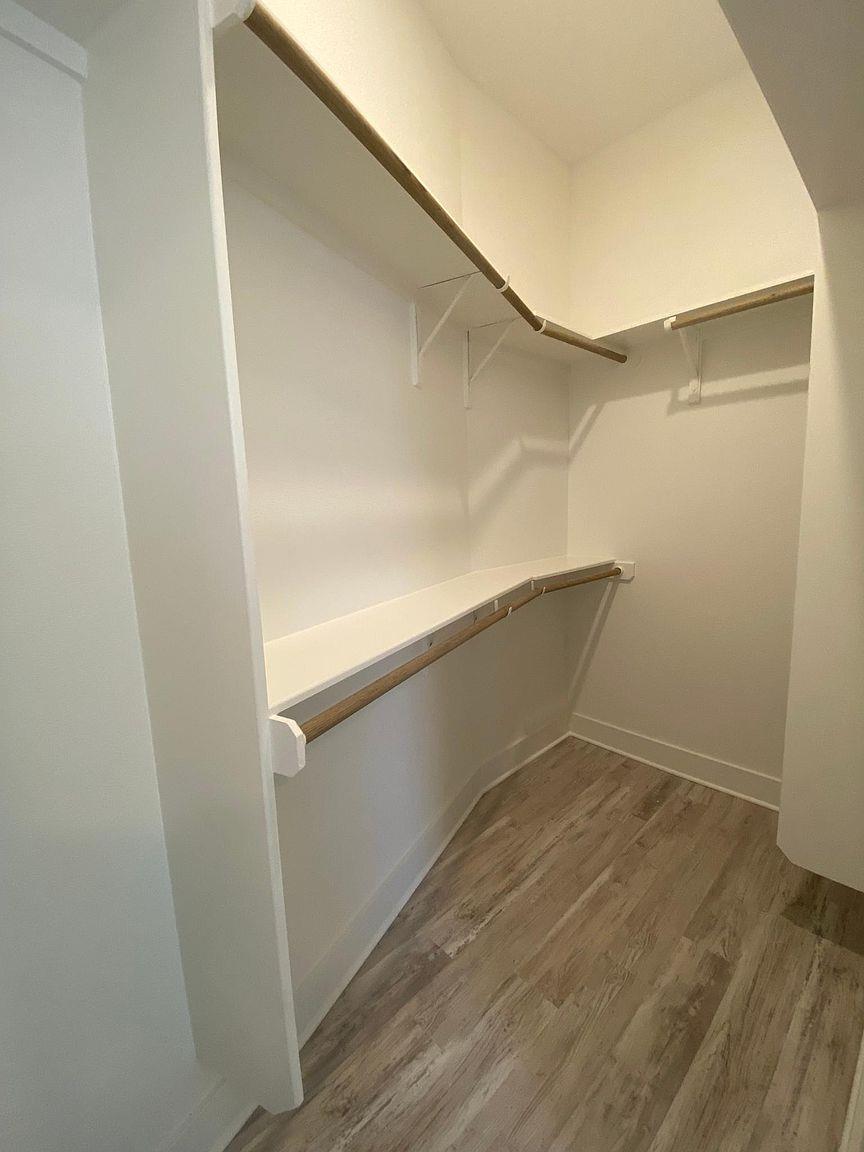 6809 Montana St # 2, Austin, TX 78741