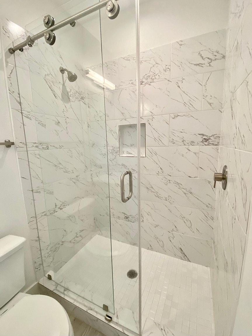 6809 Montana St # 2, Austin, TX 78741