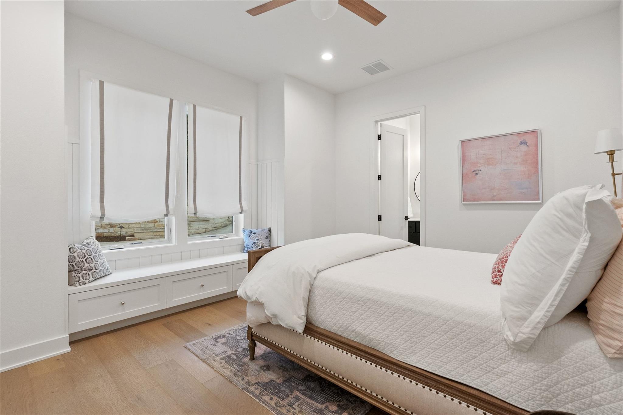 164 Arabian Ln, Driftwood, TX 78619