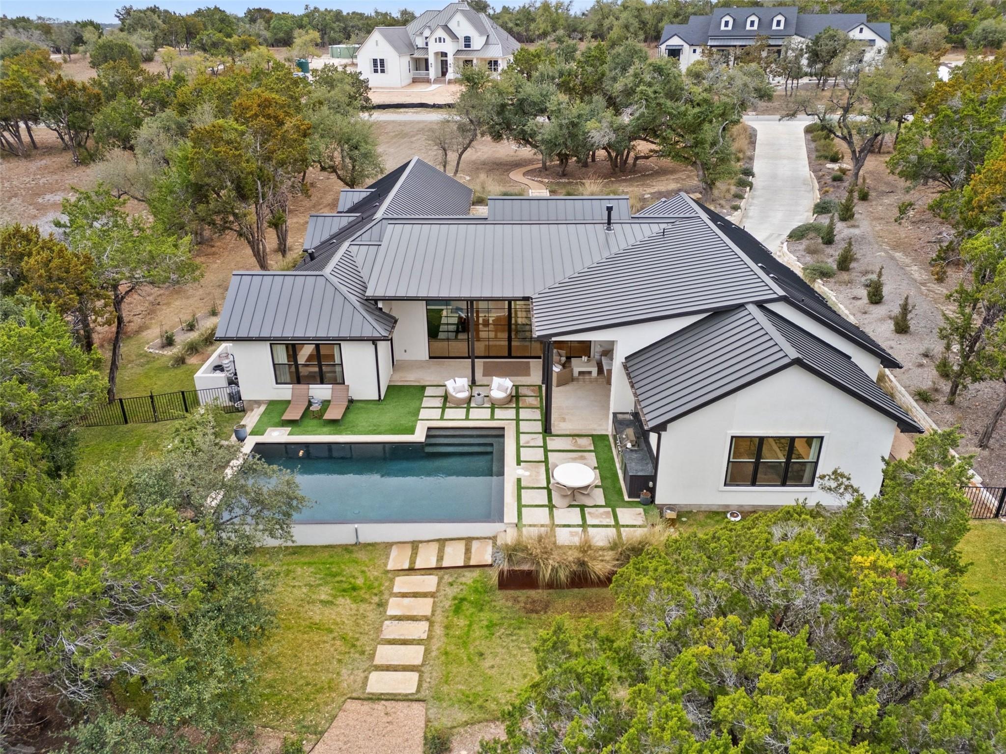 164 Arabian Ln, Driftwood, TX 78619