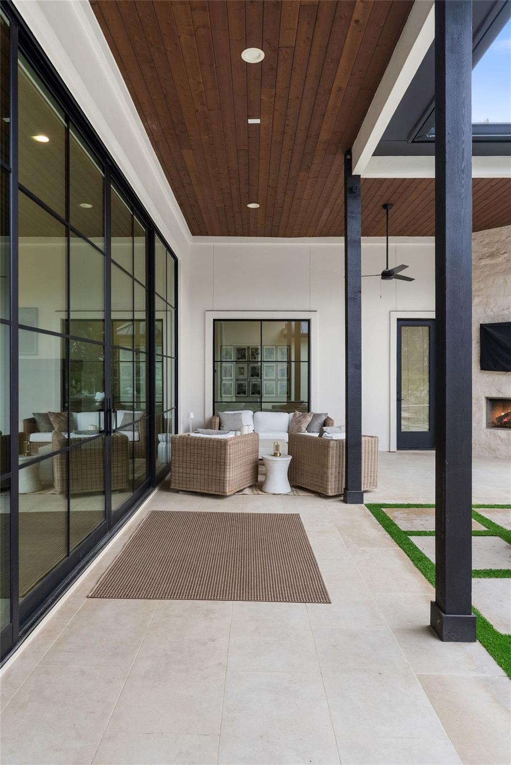 164 Arabian Ln, Driftwood, TX 78619