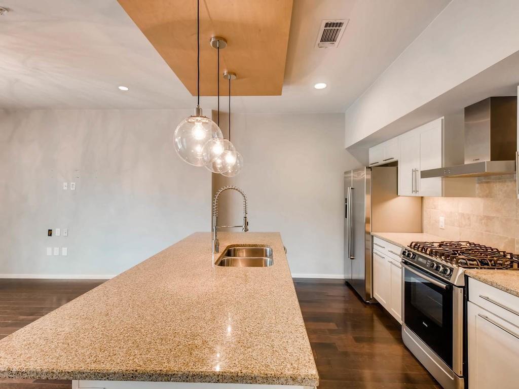 1600 Barton Springs Rd # 5208, Austin, TX 78704