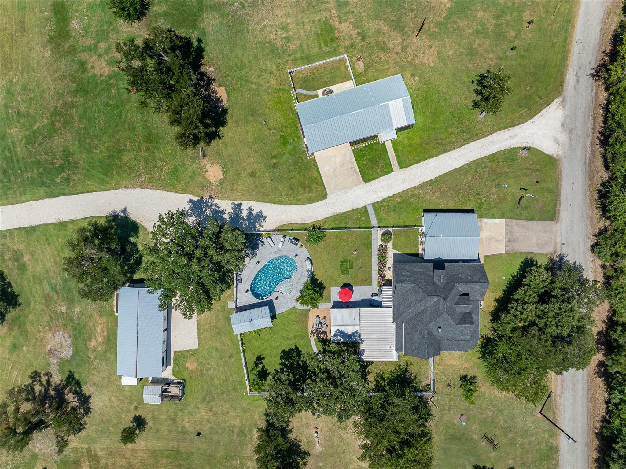 413 County Road 410, Buckholts, TX 76518