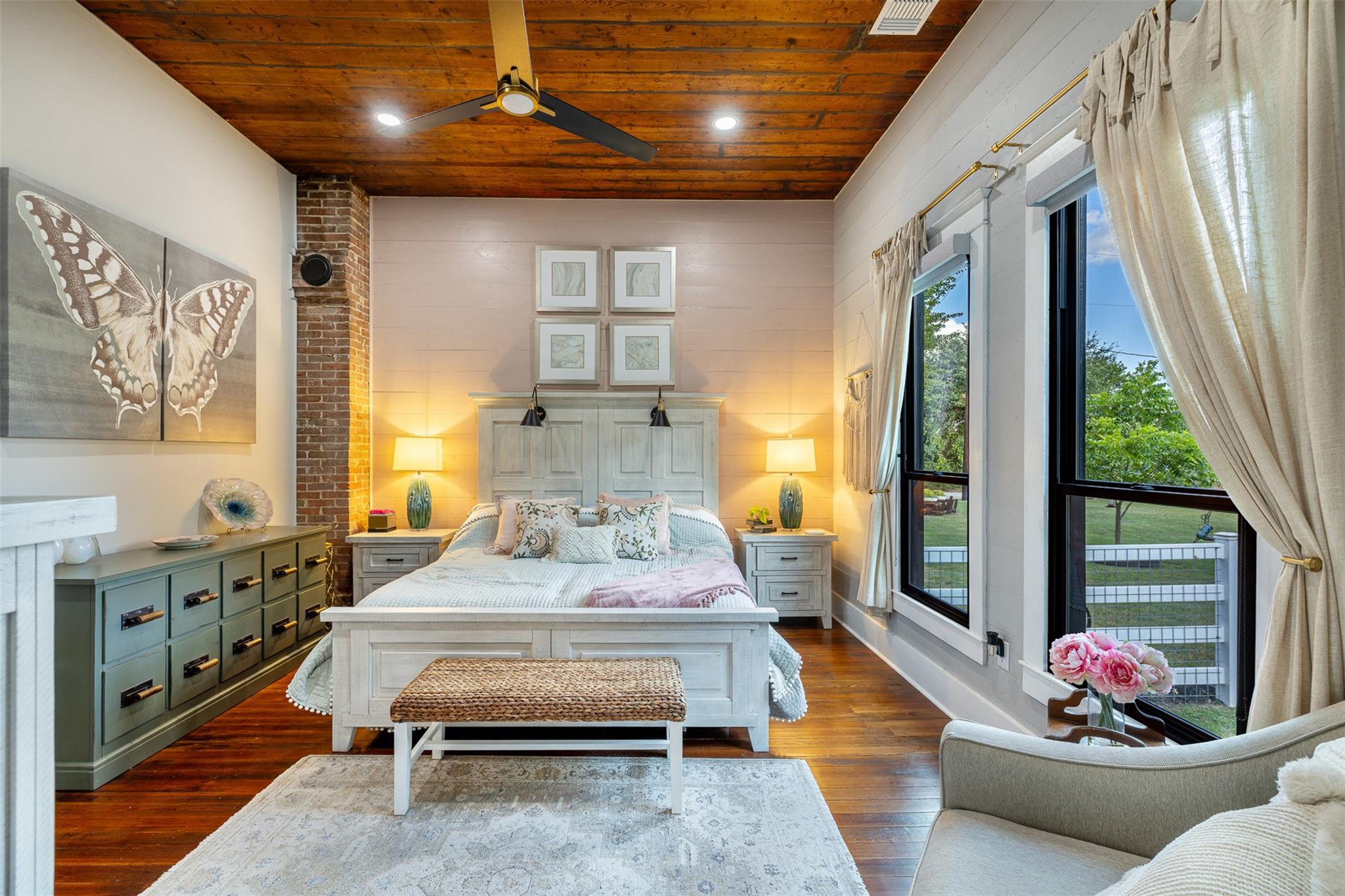 413 County Road 410, Buckholts, TX 76518