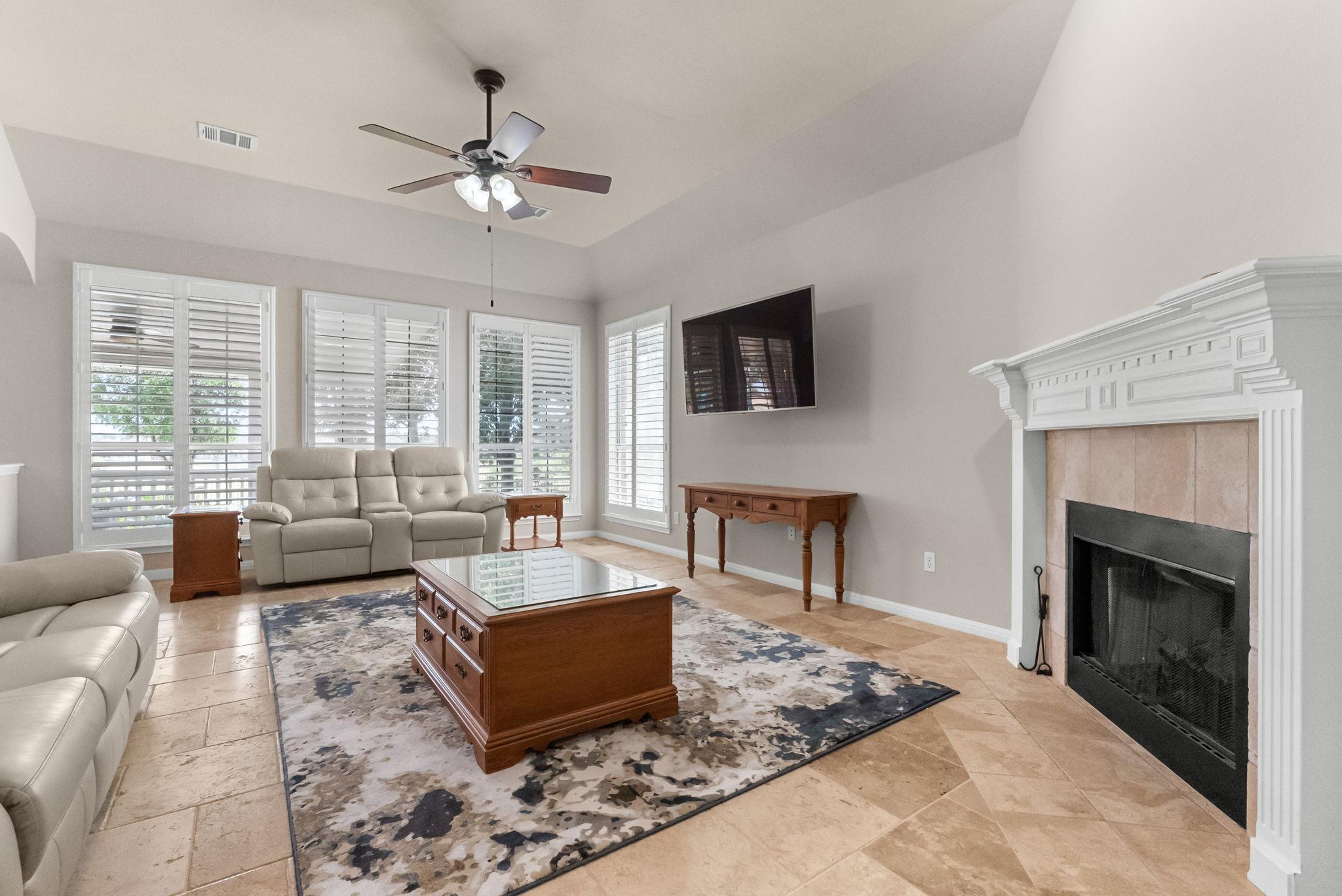 2501 Amen Corner Rd, Pflugerville, TX 78660