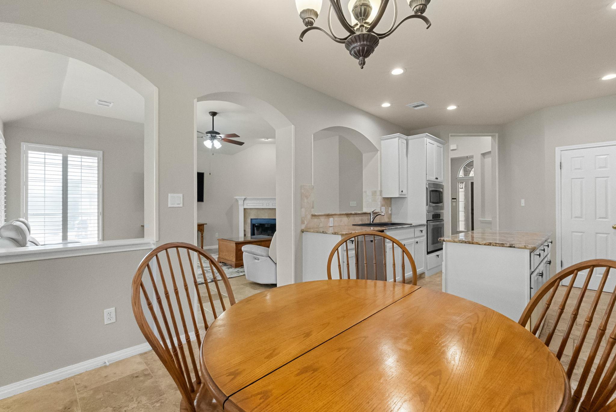 2501 Amen Corner Rd, Pflugerville, TX 78660