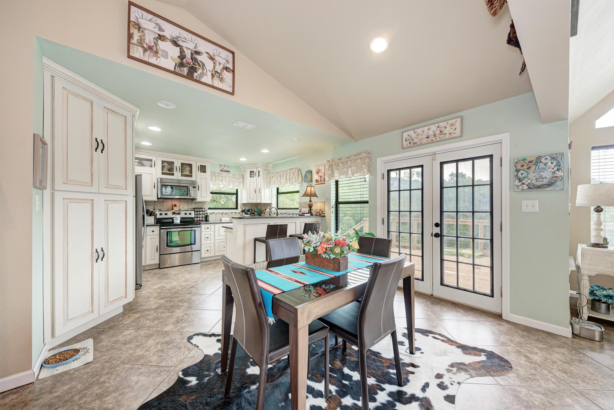 5093 Chimney Rock, Canyon Lake, TX 78133