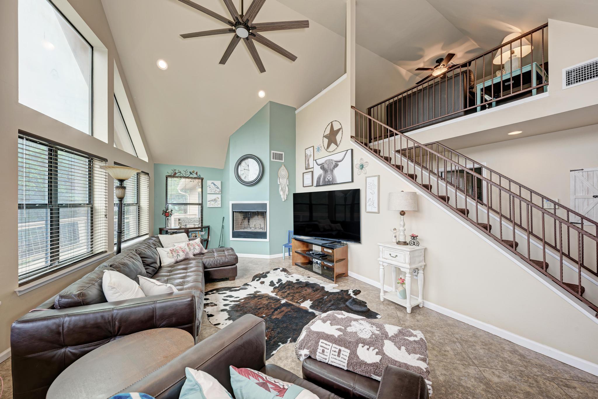 5093 Chimney Rock, Canyon Lake, TX 78133