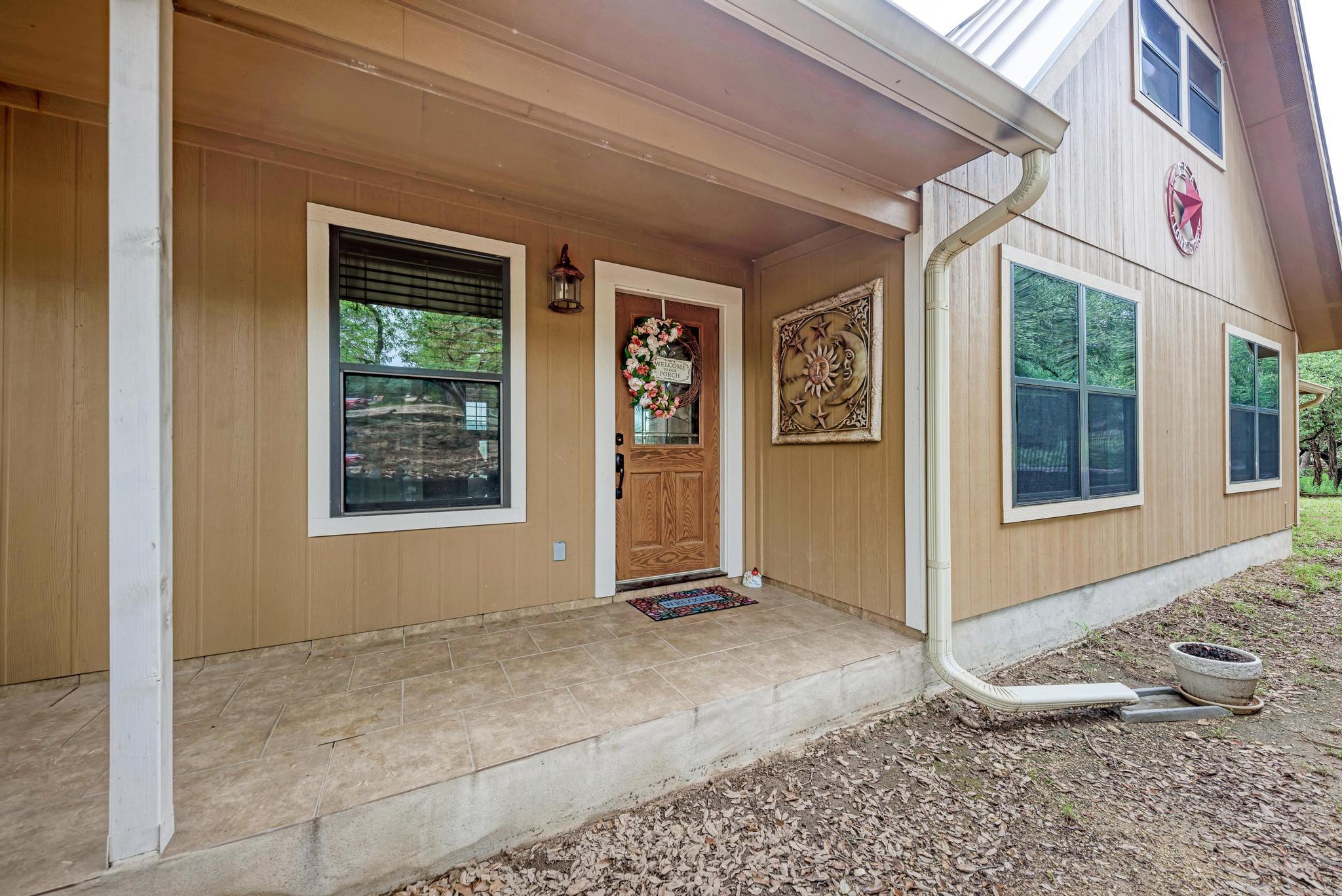 5093 Chimney Rock, Canyon Lake, TX 78133