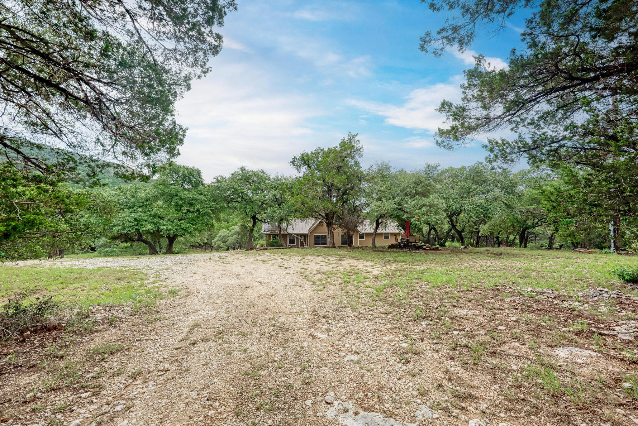 5093 Chimney Rock, Canyon Lake, TX 78133