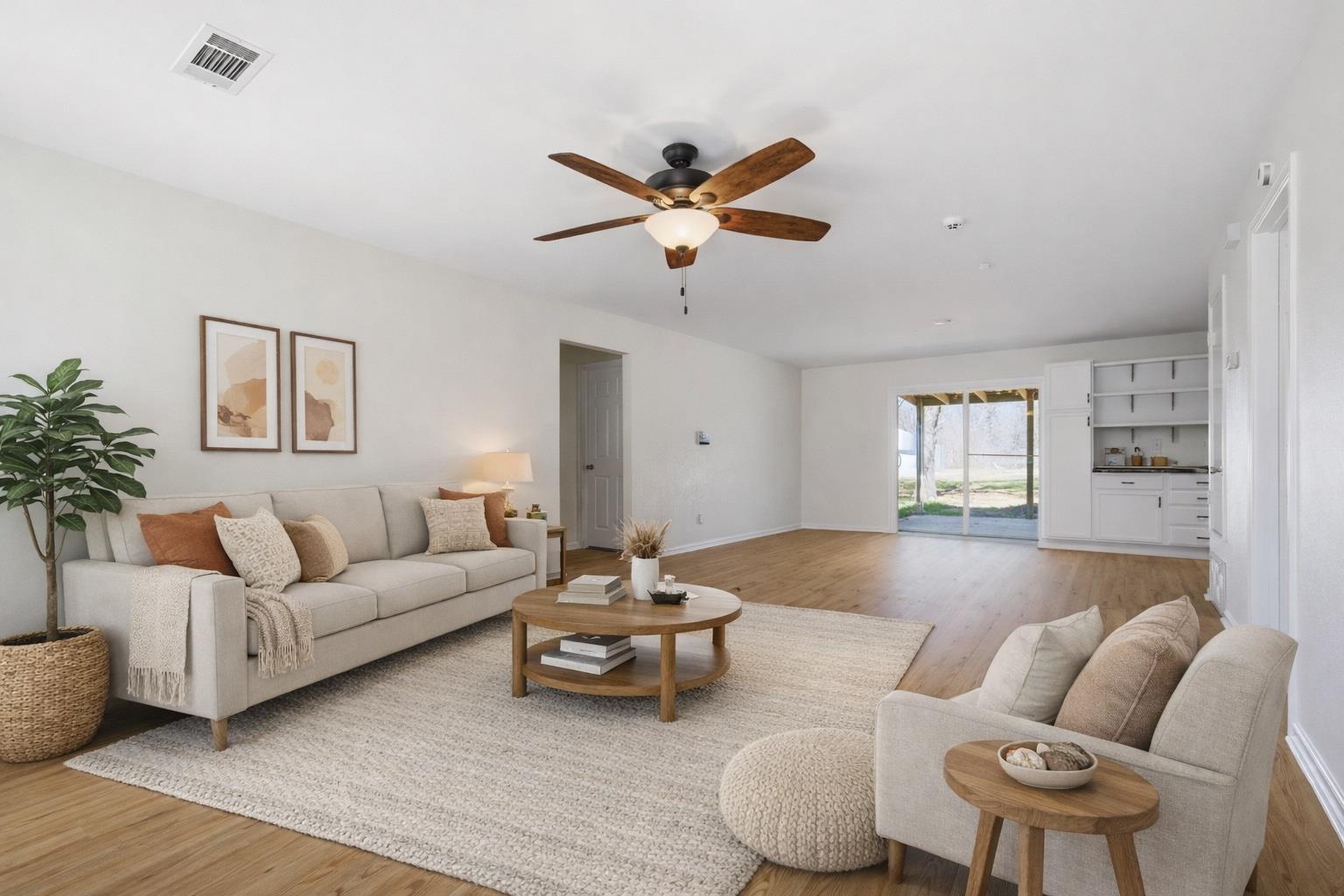 250 E Keanahalululu Ln, Bastrop, TX 78602