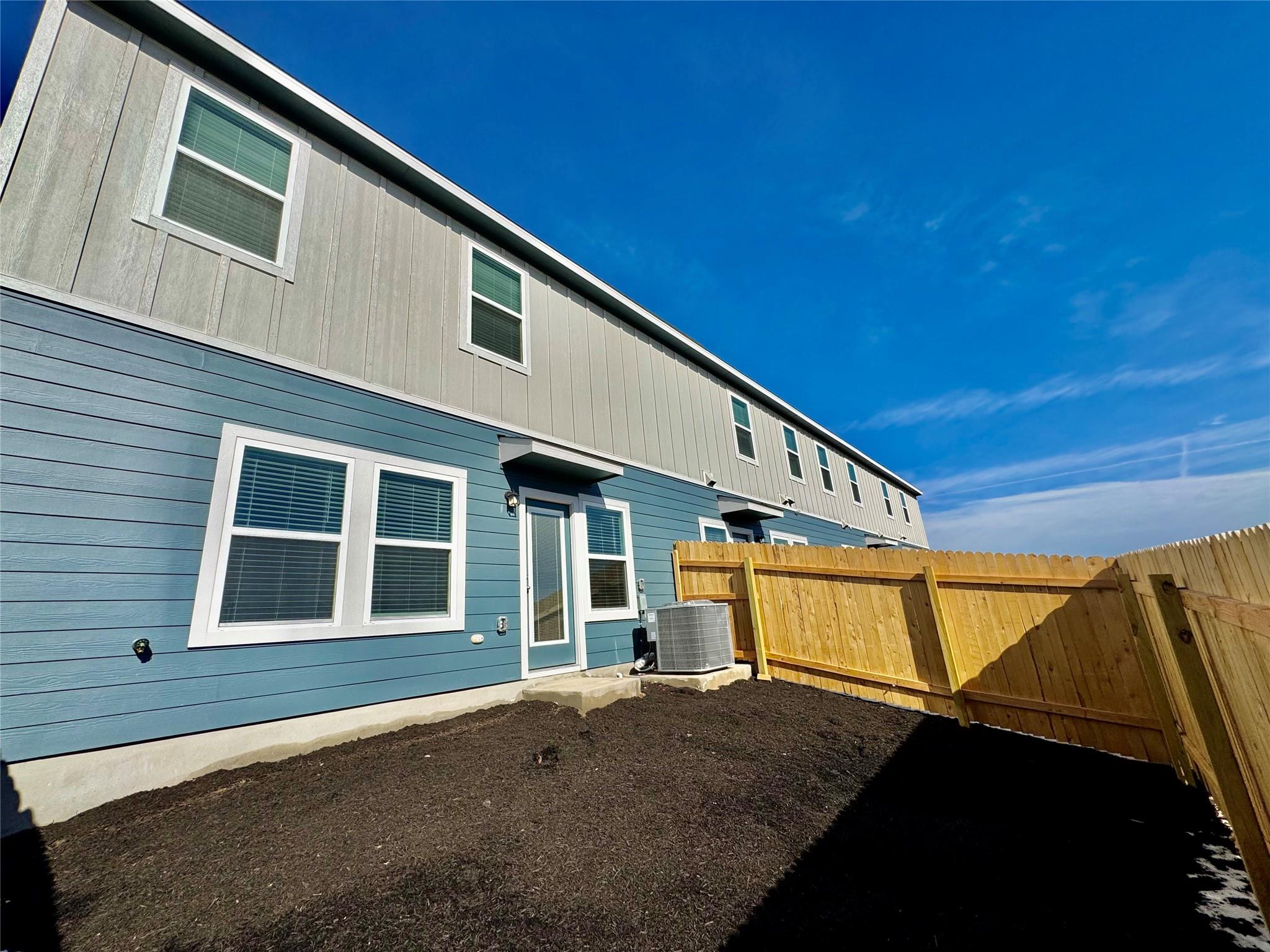 12815 Summer Village Dr, Buda, TX 78610