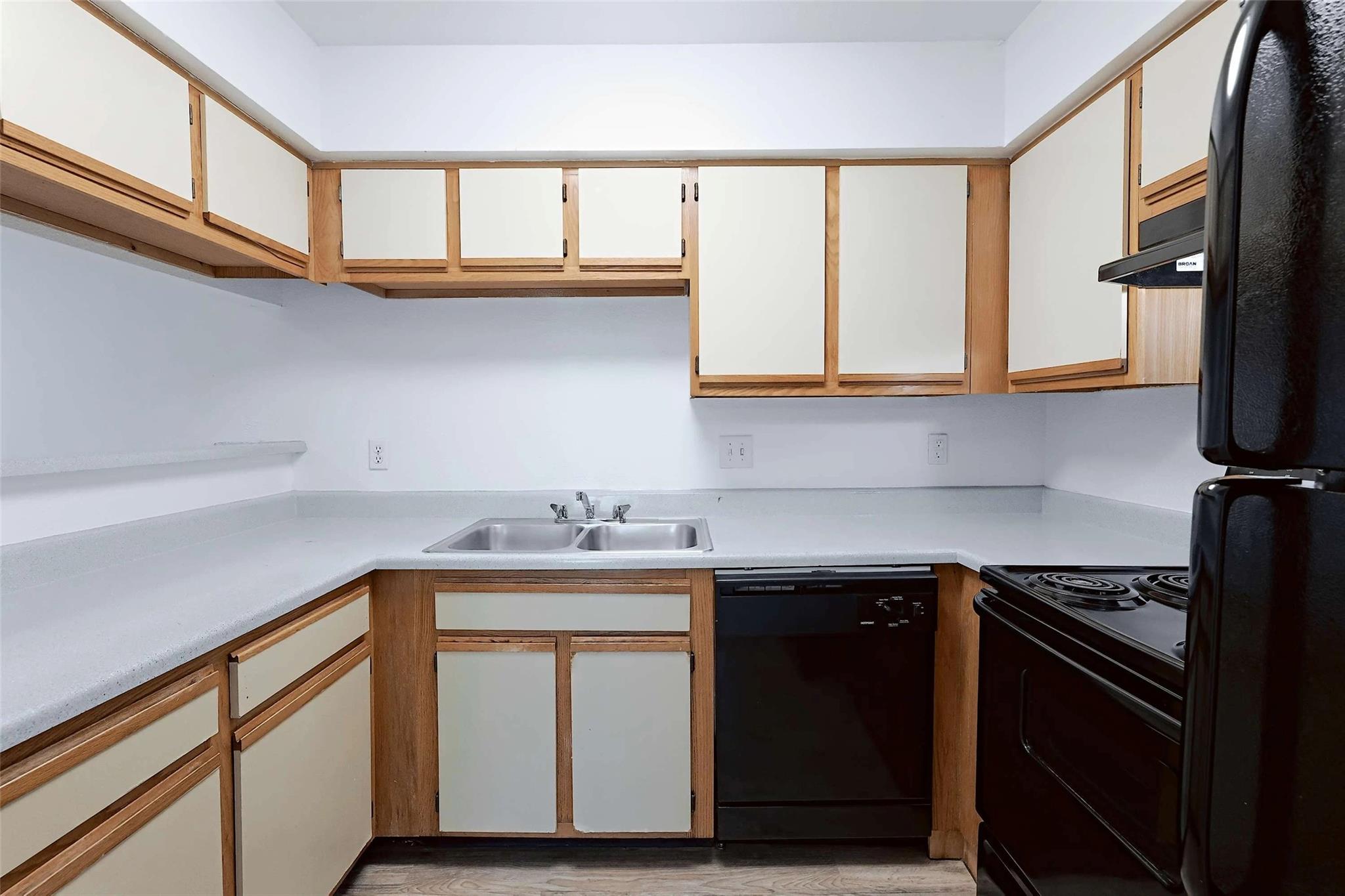 2430 Cromwell Cir # 201, Austin, TX 78741