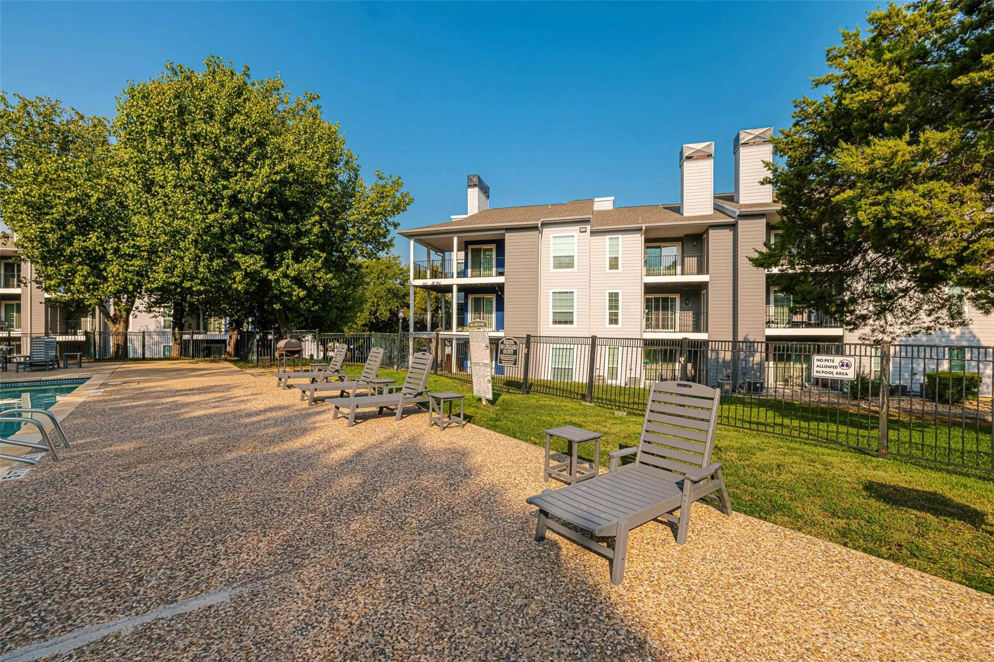 2430 Cromwell Cir # 201, Austin, TX 78741