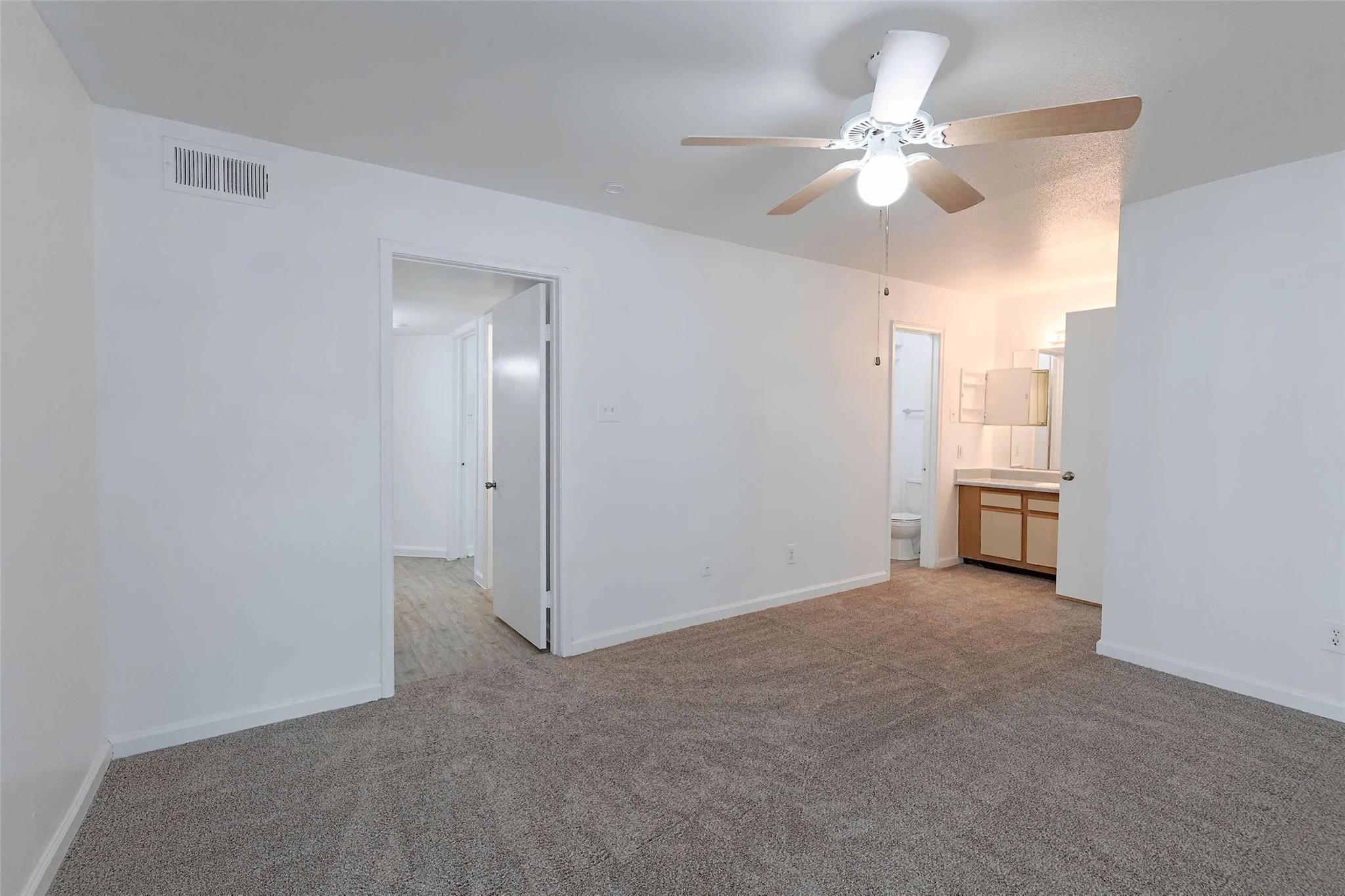 2430 Cromwell Cir # 812, Austin, TX 78741