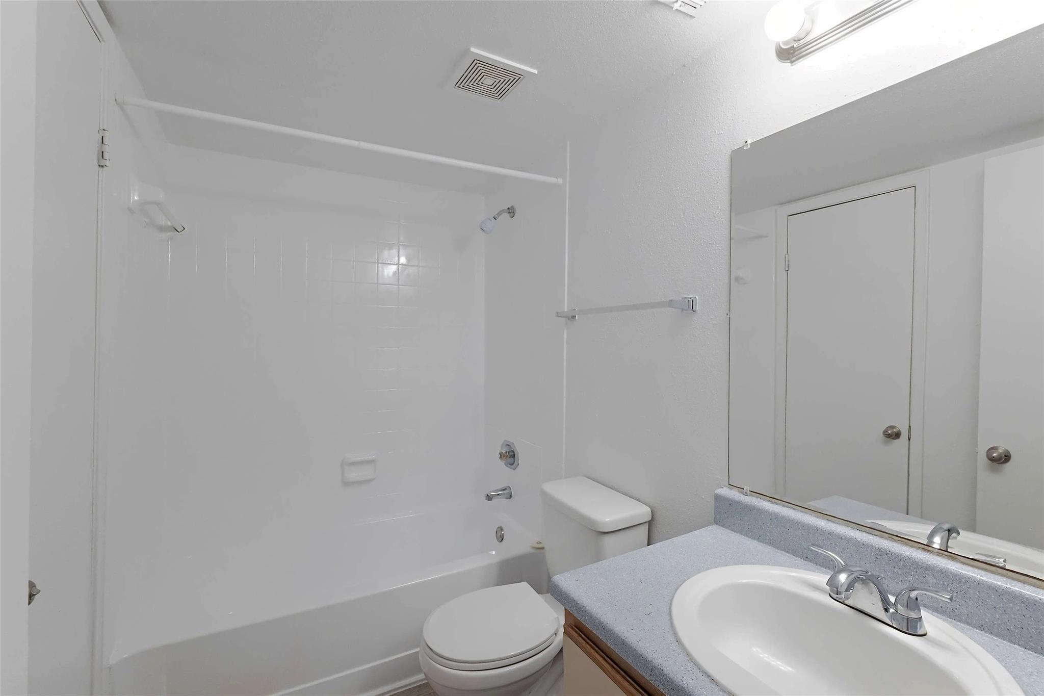 2430 Cromwell Cir # 812, Austin, TX 78741