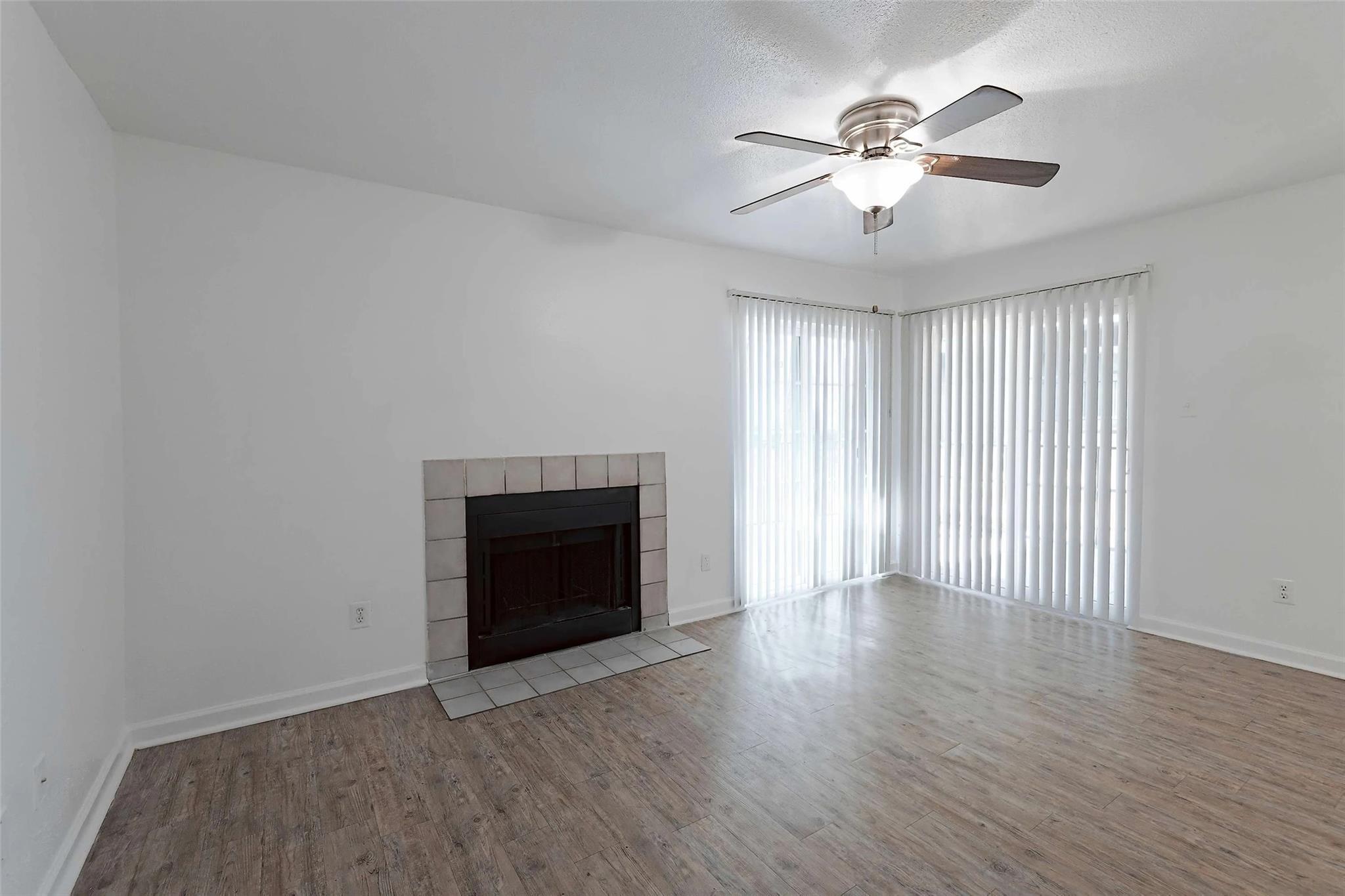 2430 Cromwell Cir # 812, Austin, TX 78741