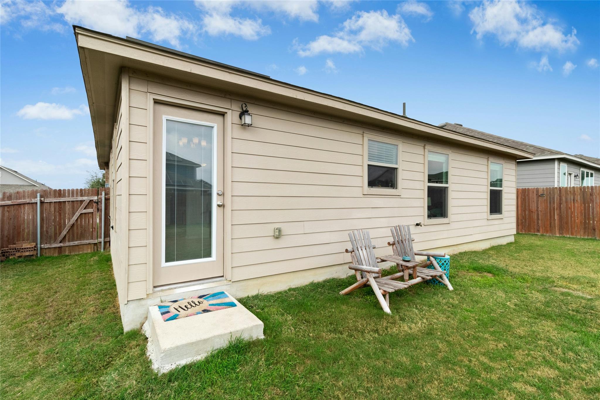 117 Schuylerville Dr, Elgin, TX 78621