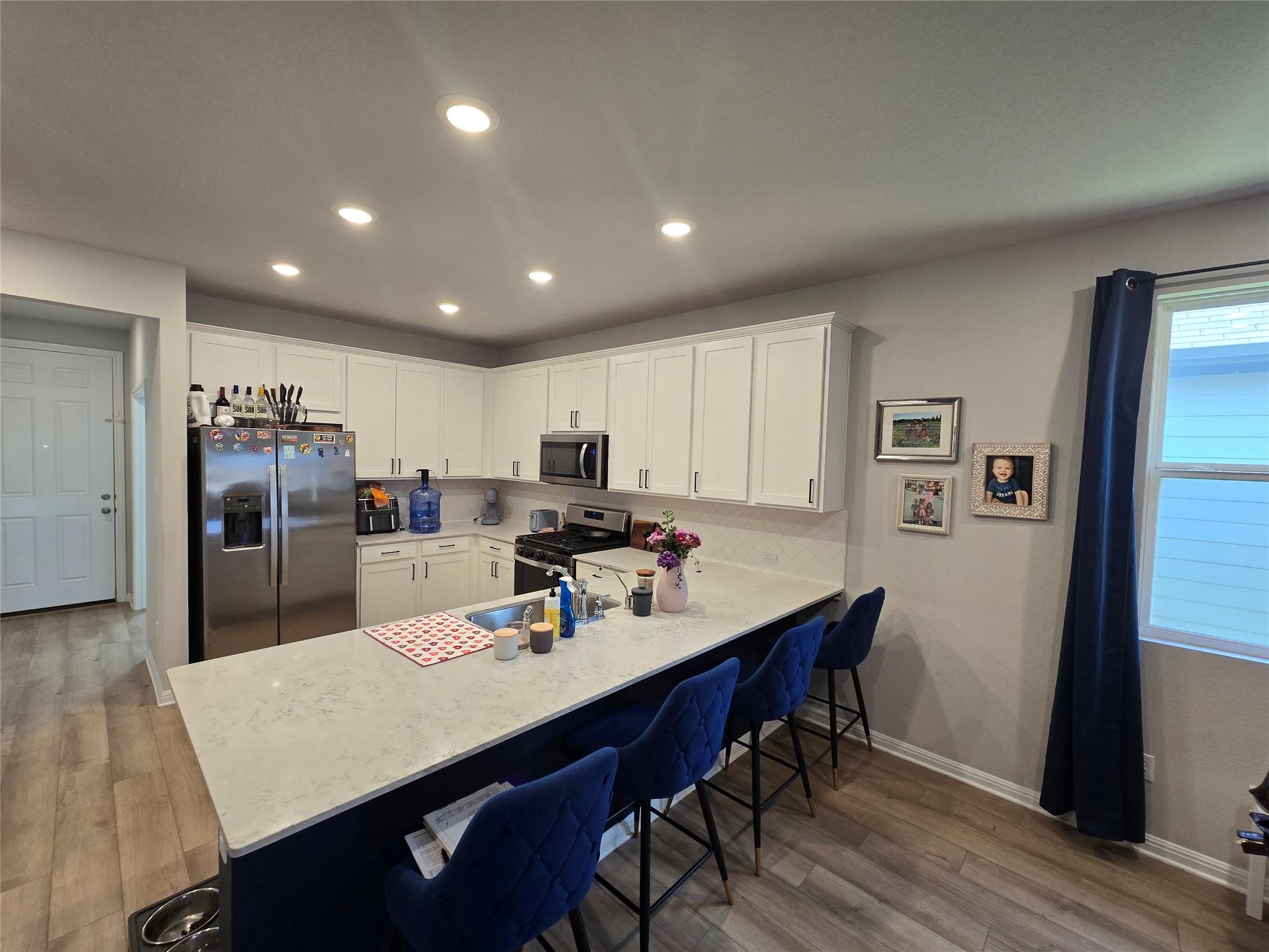 727 Gray Fox Loop, Hutto, TX 78634