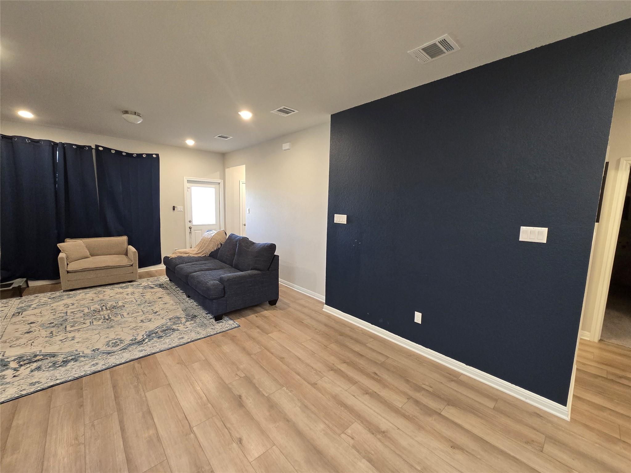 727 Gray Fox Loop, Hutto, TX 78634